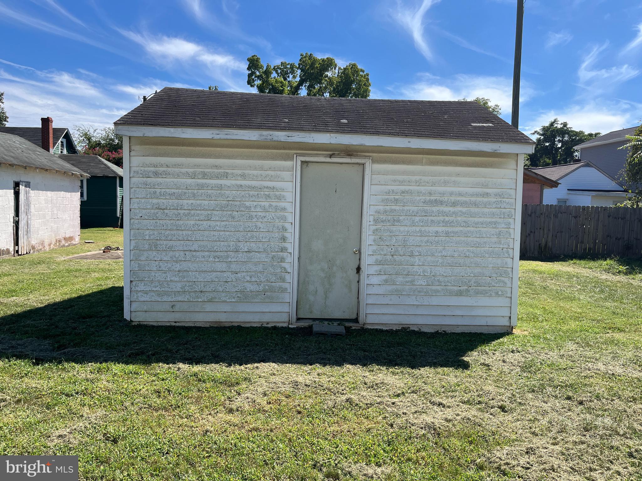 MAYFIELD - Residential