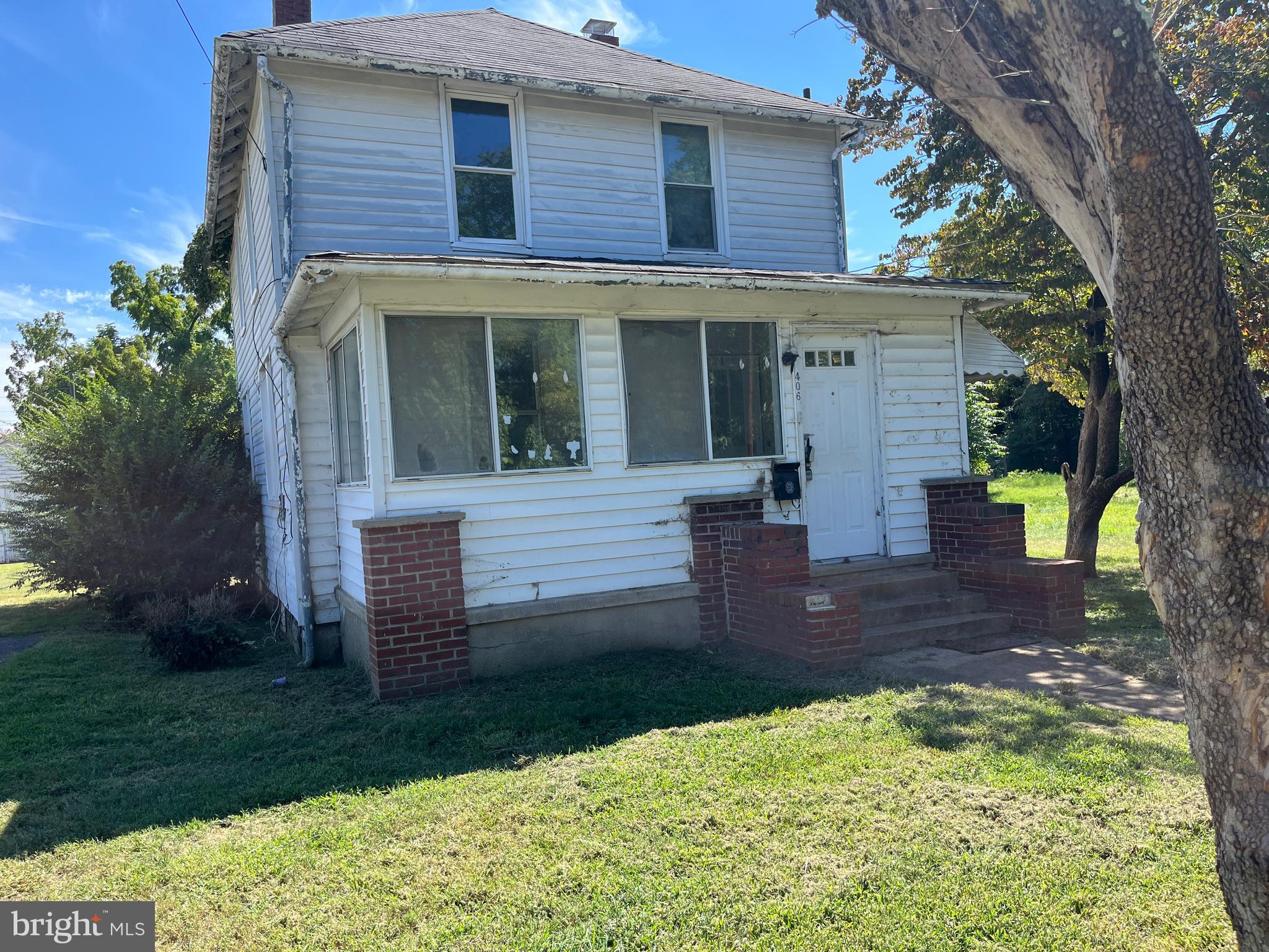 MAYFIELD - Residential