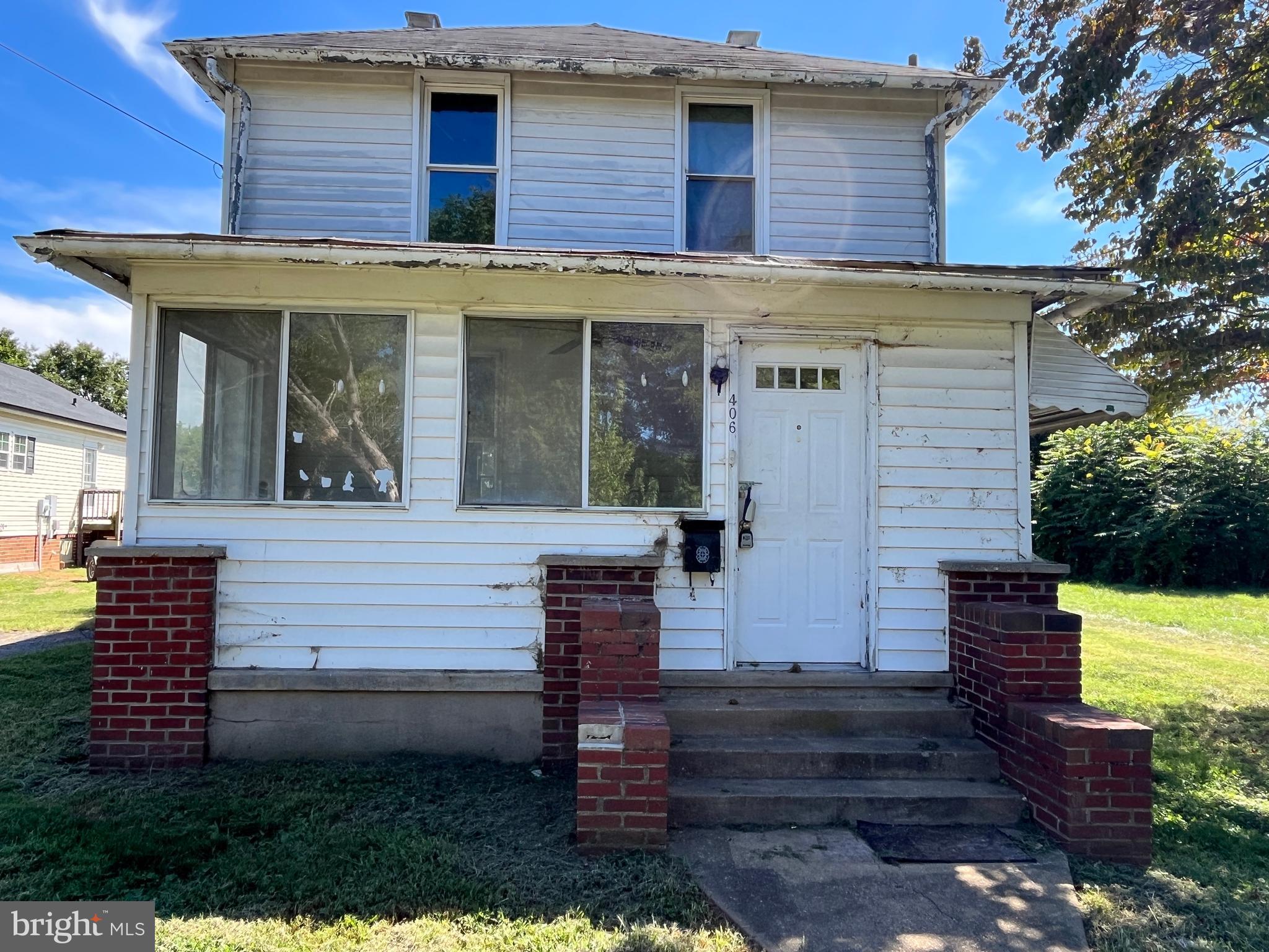 MAYFIELD - Residential