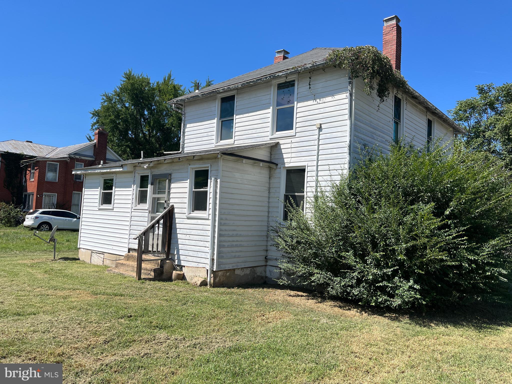 MAYFIELD - Residential