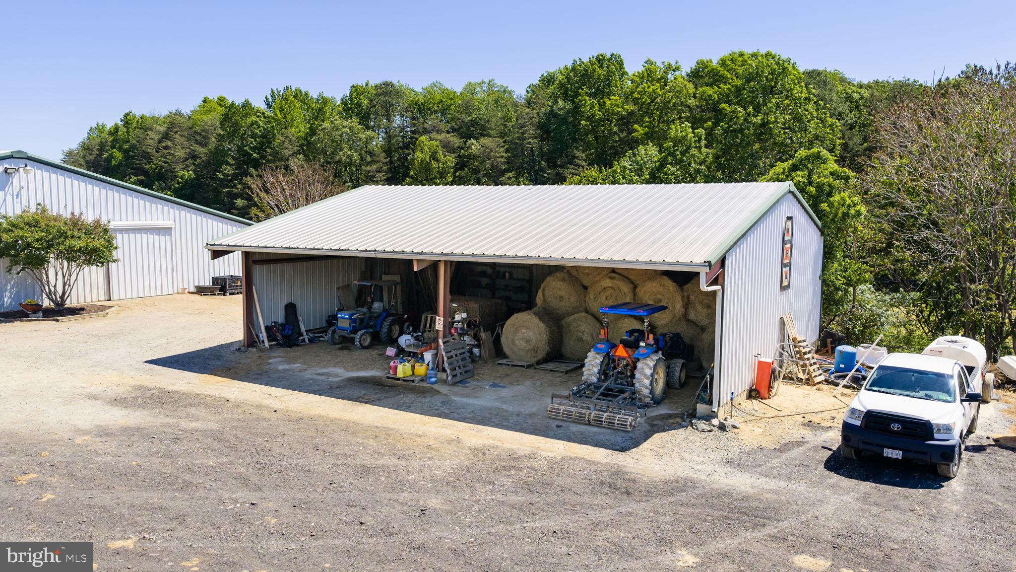 FLYTHE PROPERTY - Farm