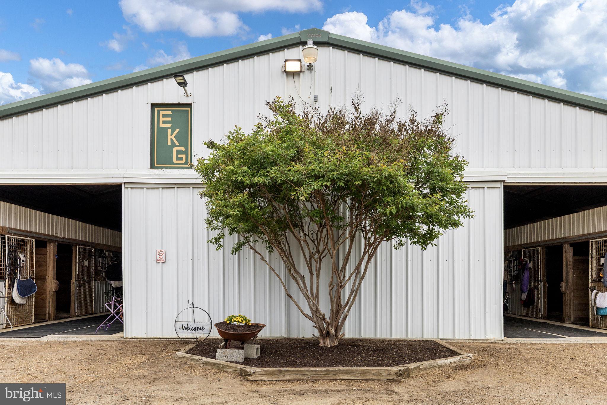 FLYTHE PROPERTY - Farm