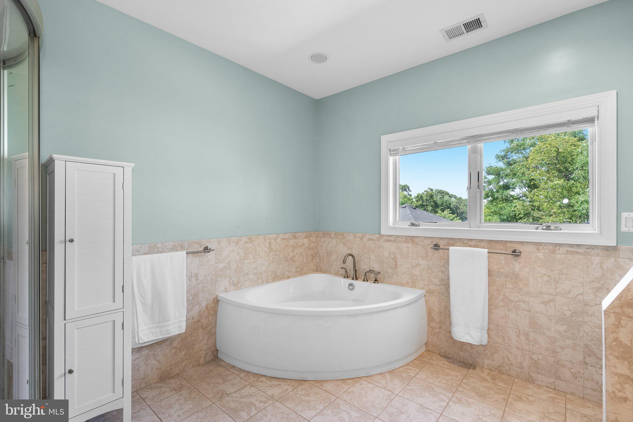 MANHATTAN BEACH - Residential