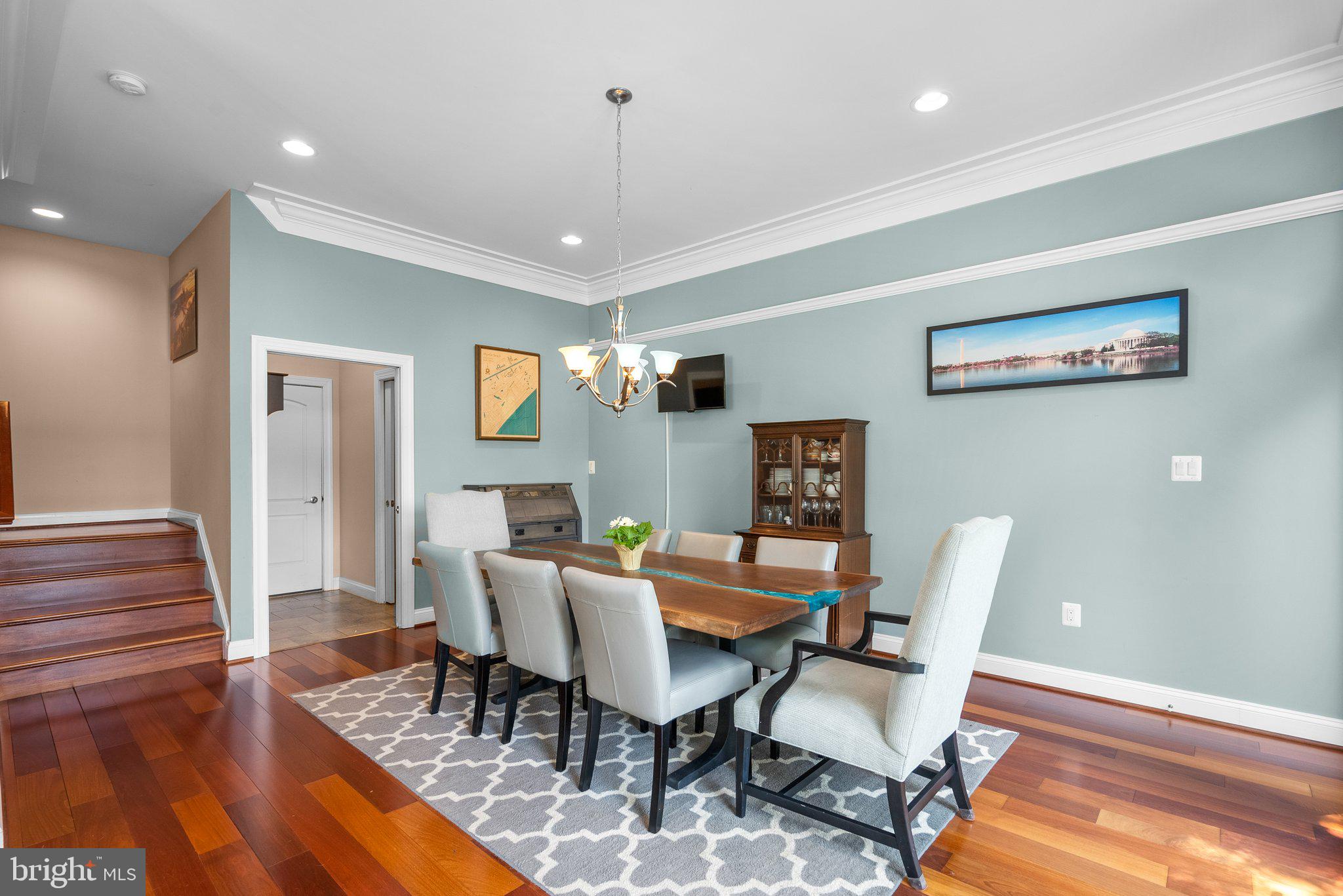 MANHATTAN BEACH - Residential