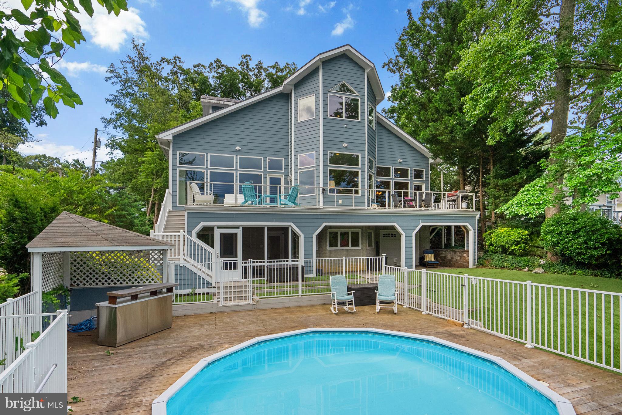 MANHATTAN BEACH - Residential