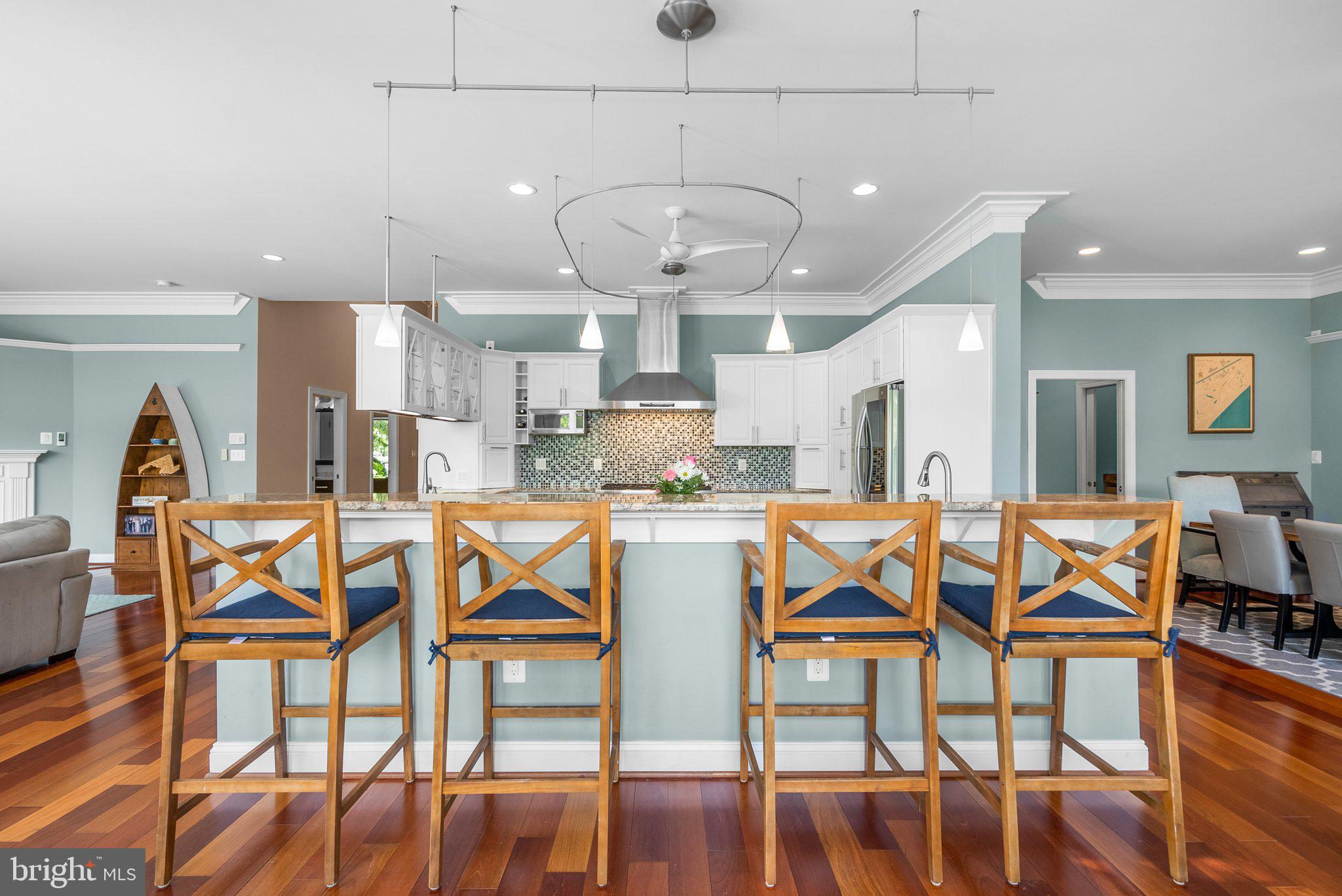 MANHATTAN BEACH - Residential