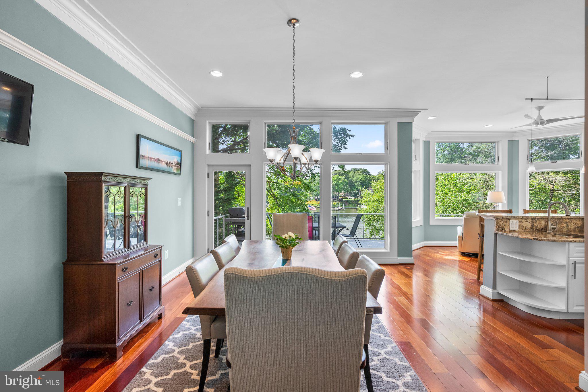 MANHATTAN BEACH - Residential