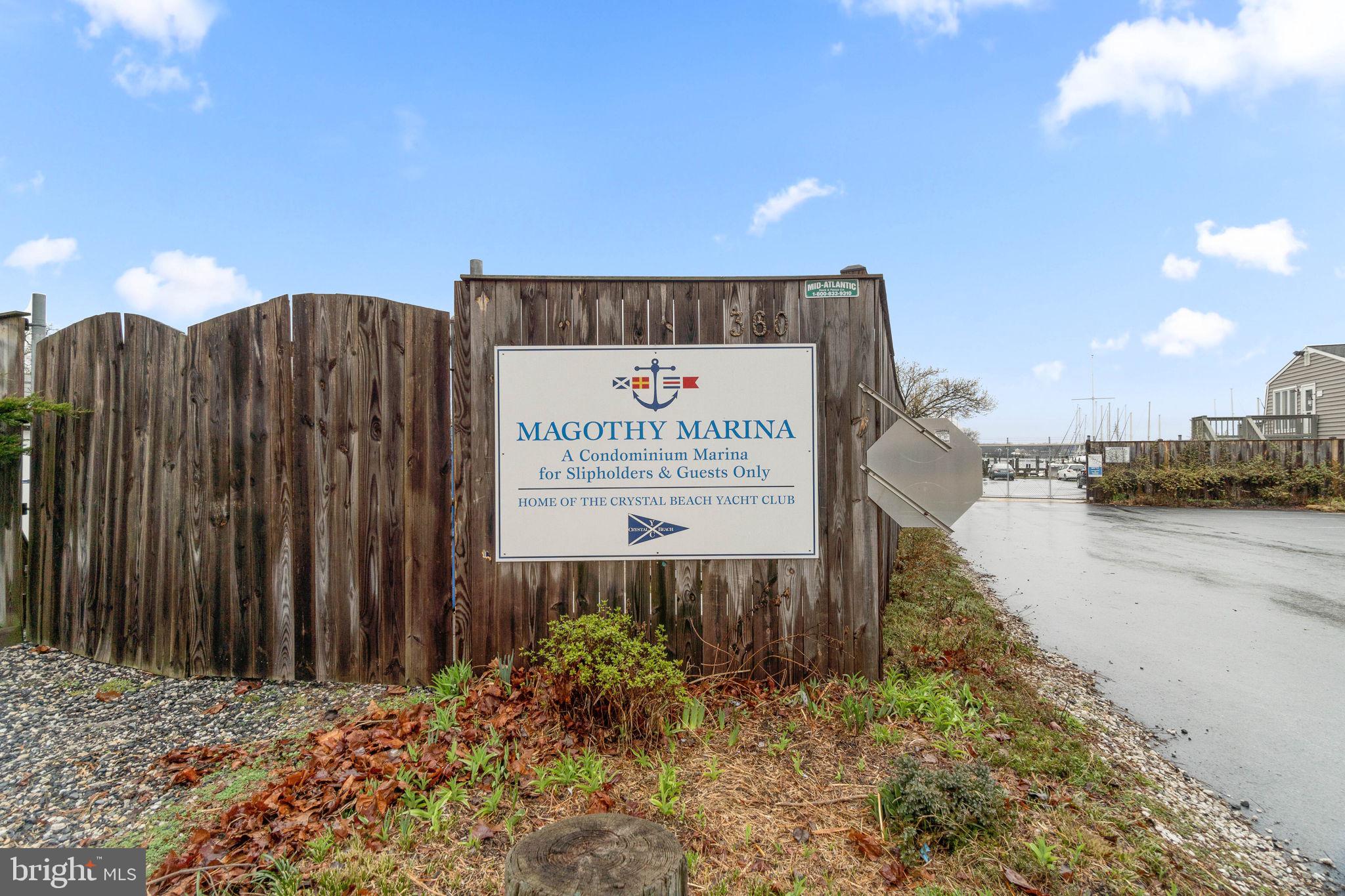 MANHATTAN BEACH - Residential