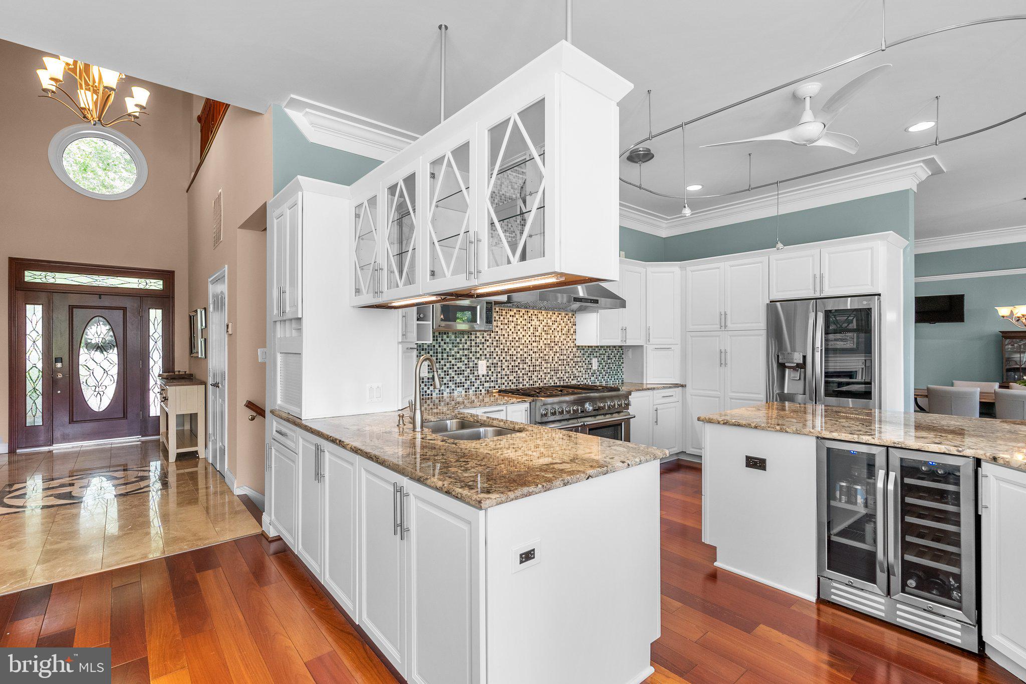 MANHATTAN BEACH - Residential