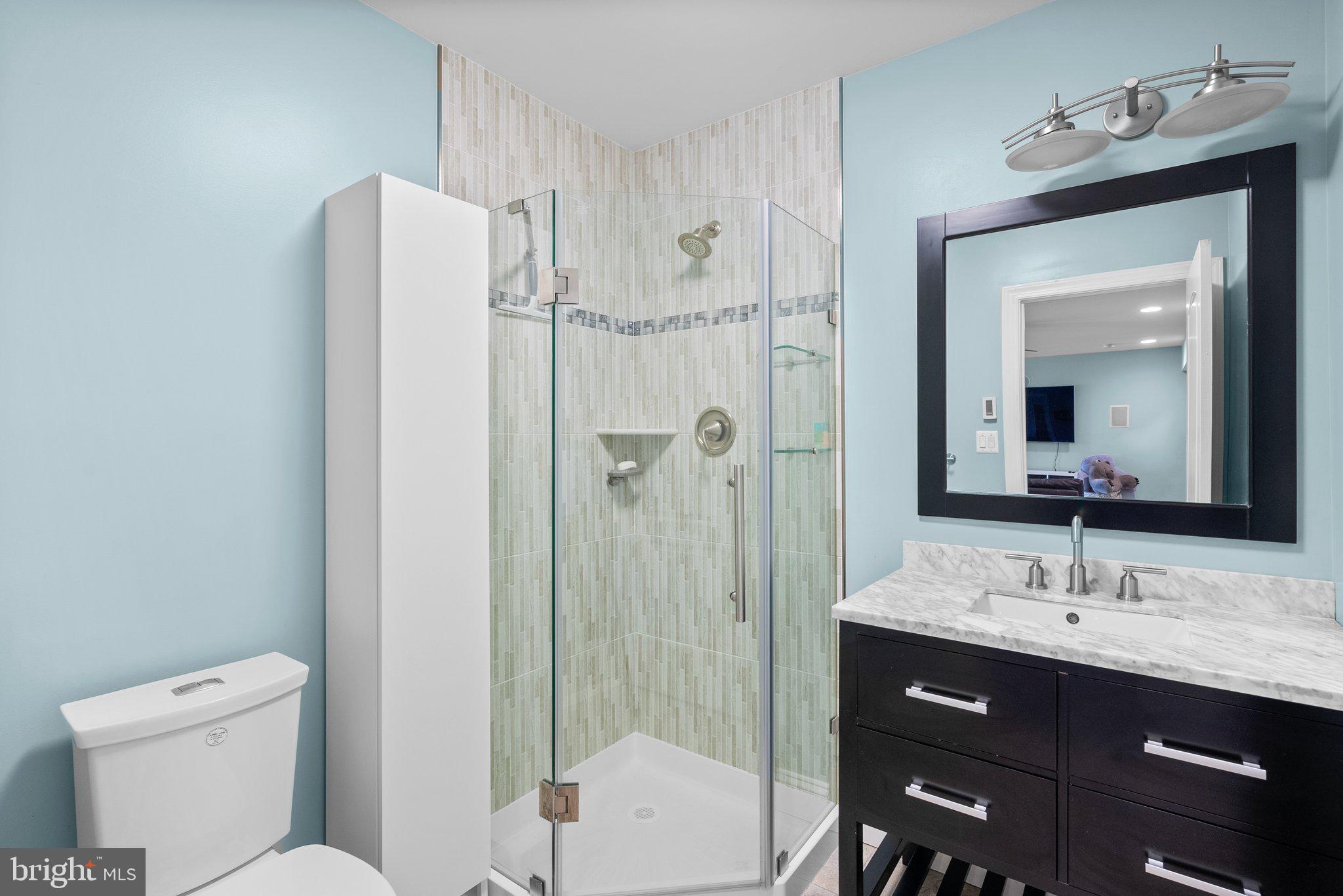 MANHATTAN BEACH - Residential