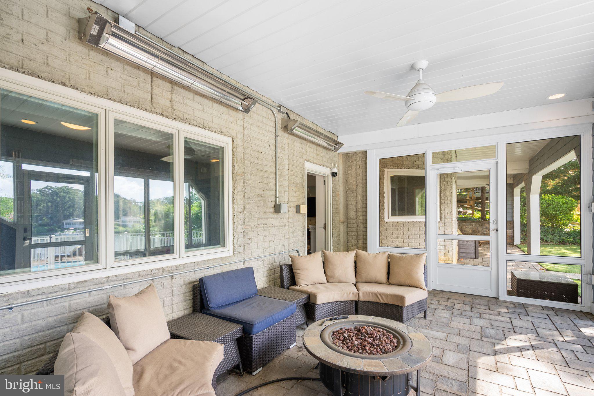 MANHATTAN BEACH - Residential