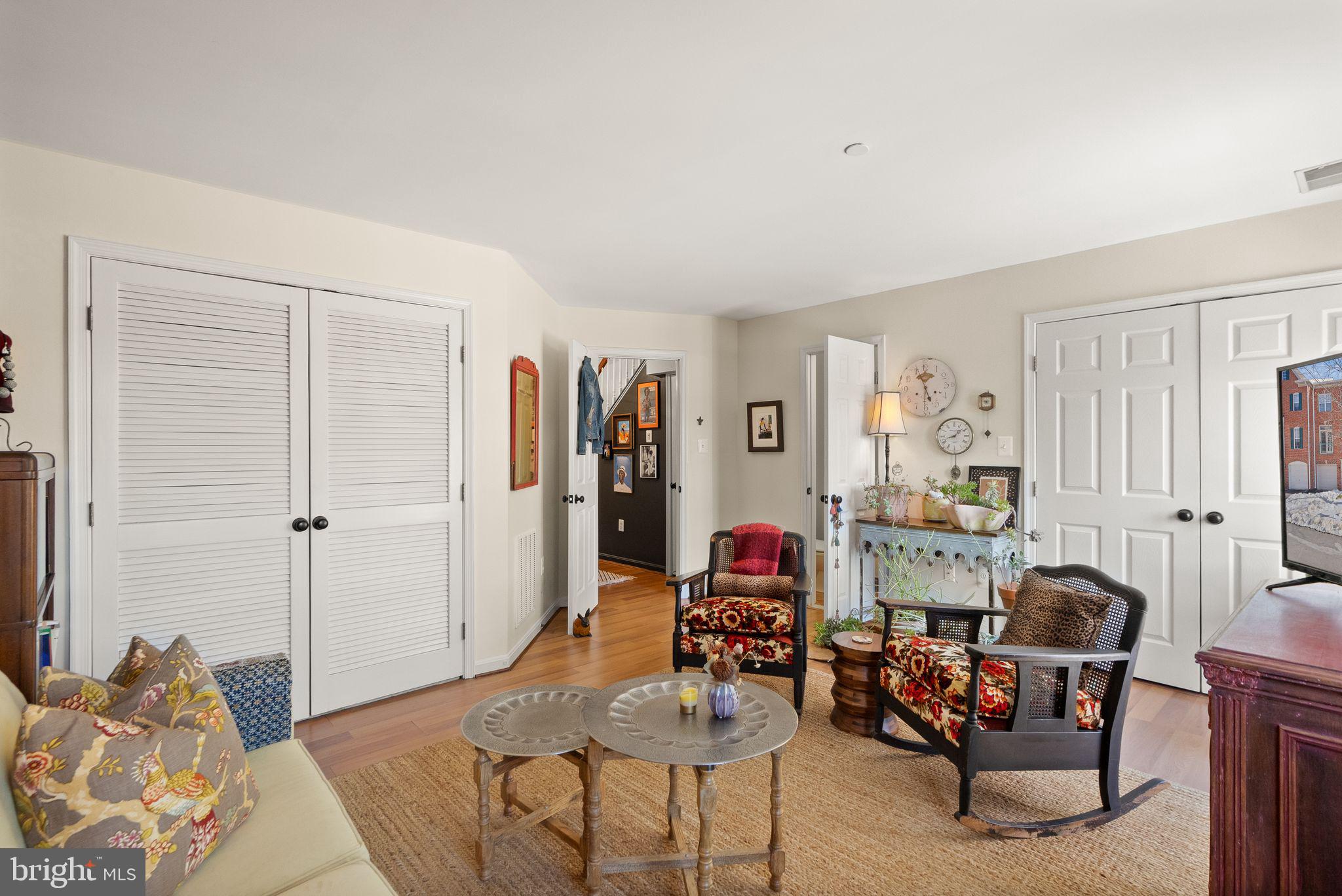 EDSALL RD T/H - Residential