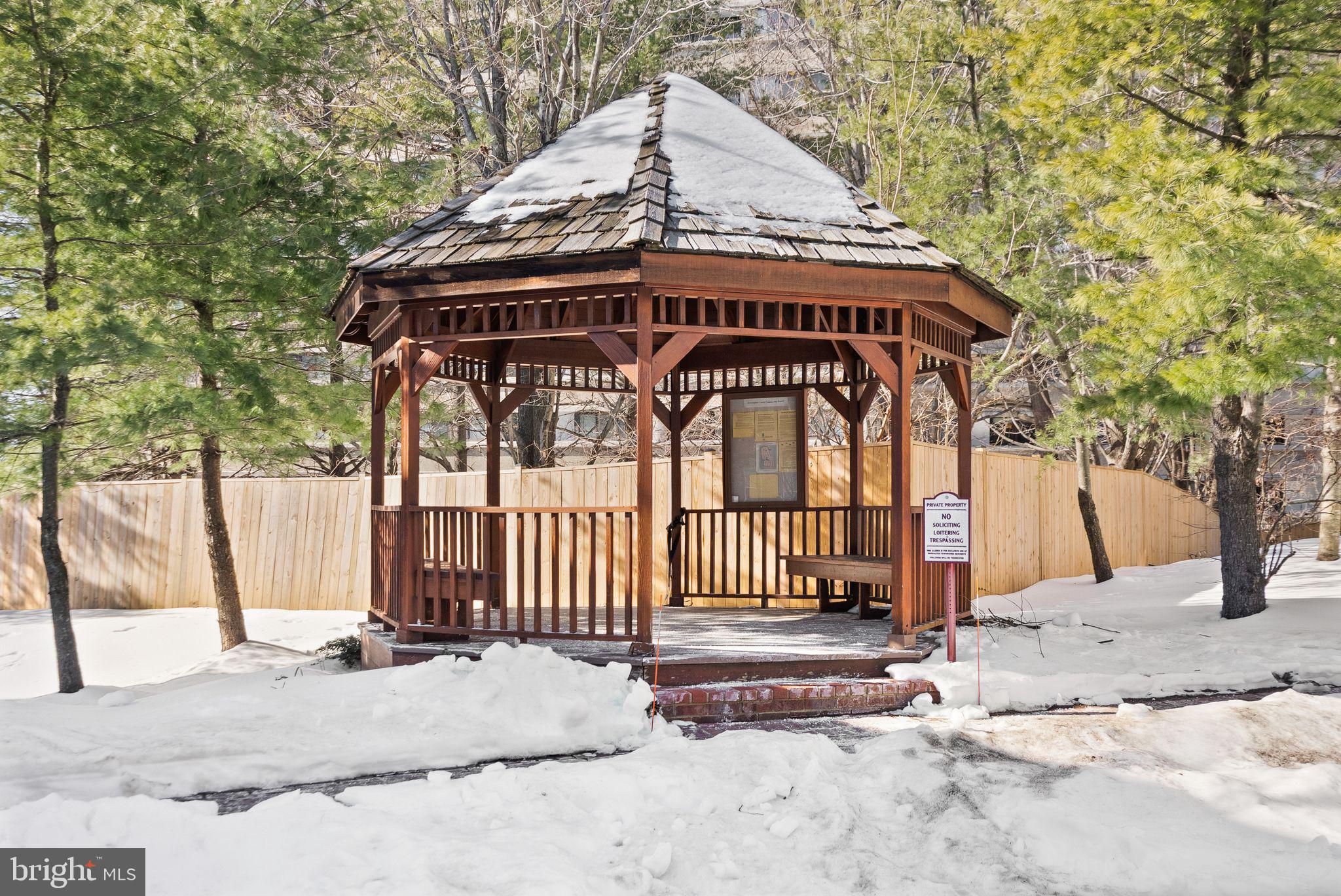 EDSALL RD T/H - Residential