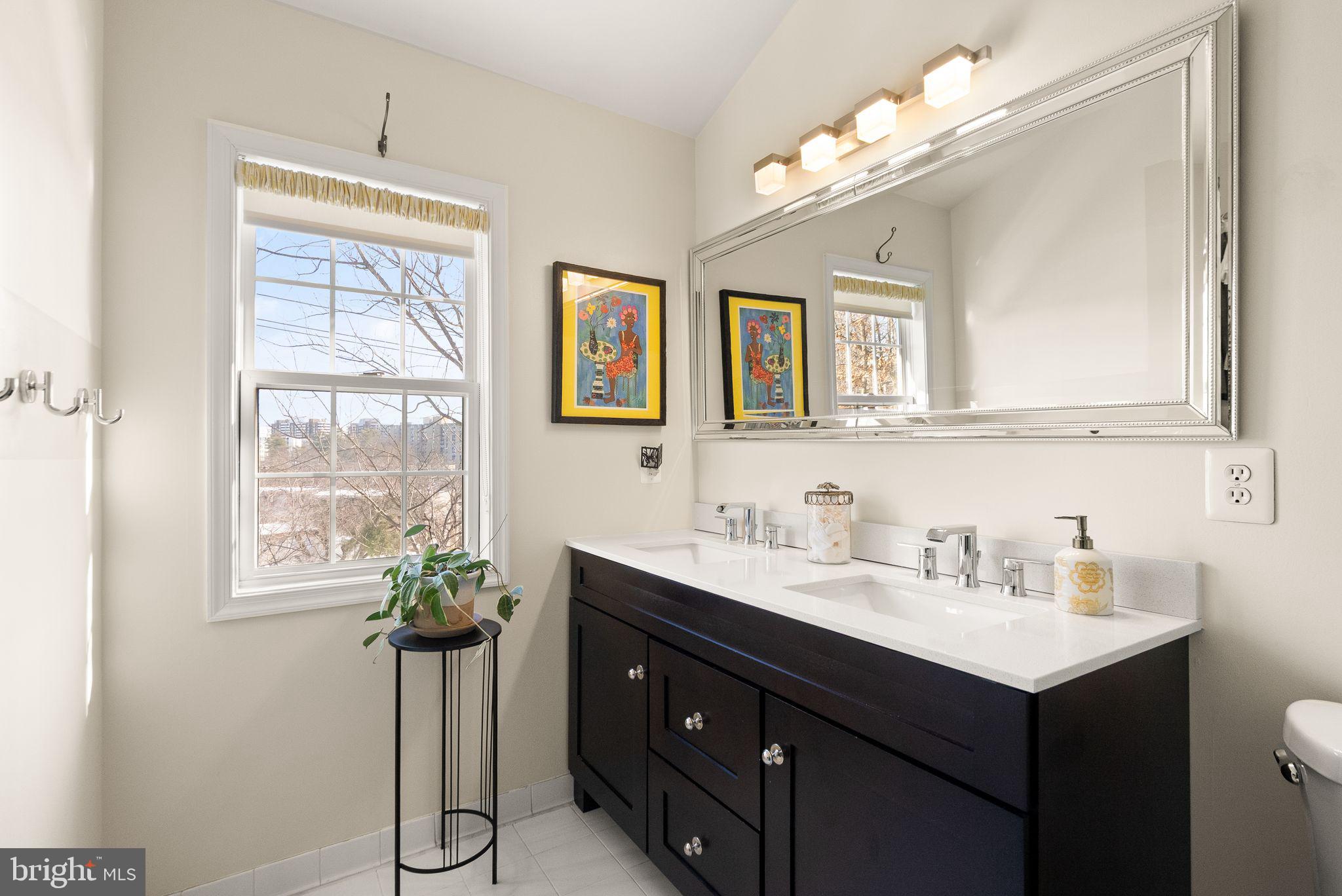 EDSALL RD T/H - Residential