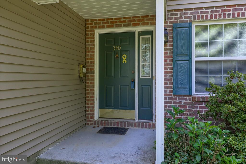 Photo of 340 CARDINAL LN, LEOLA, PA 17540 (MLS # PALA2039714)