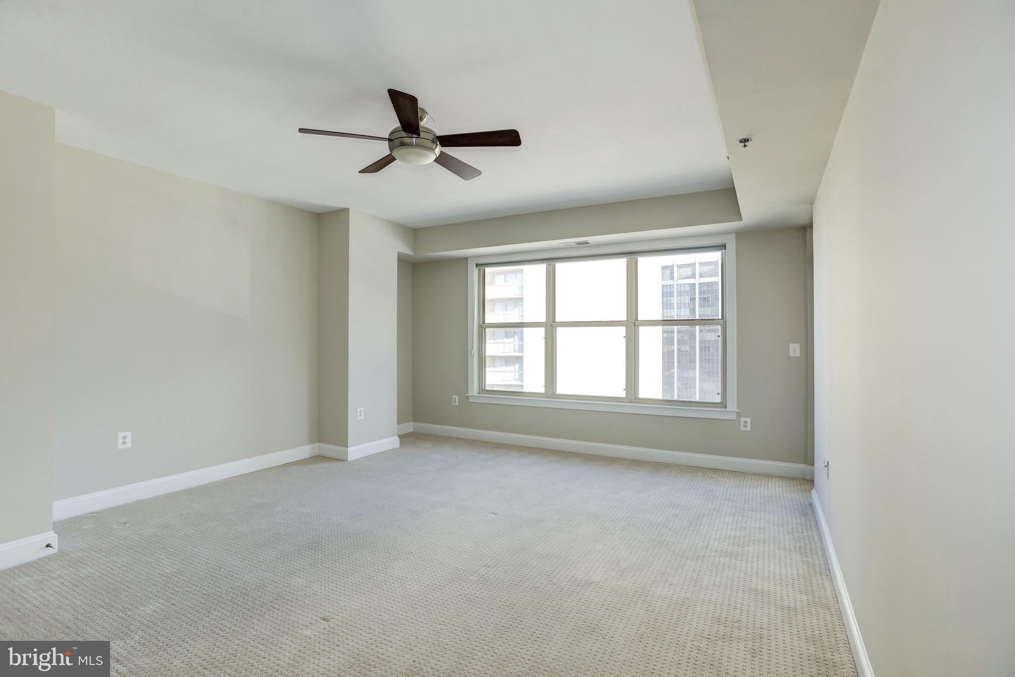 DAKOTA - Residential Lease