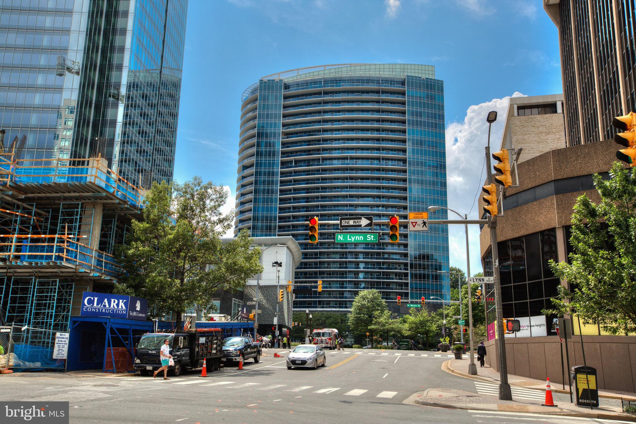 DAKOTA - Residential Lease