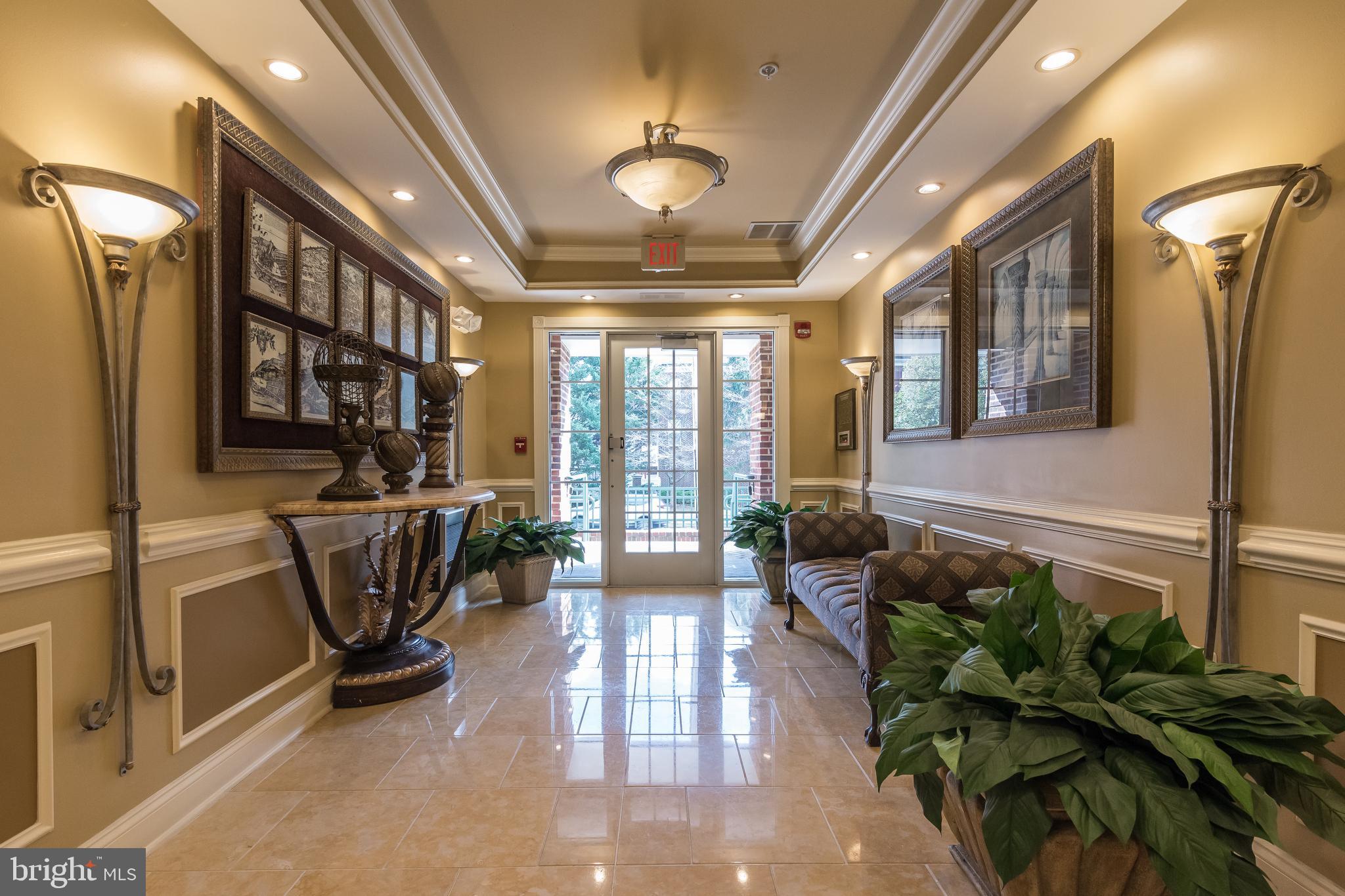 305 REDLAND BOULEVARD 101