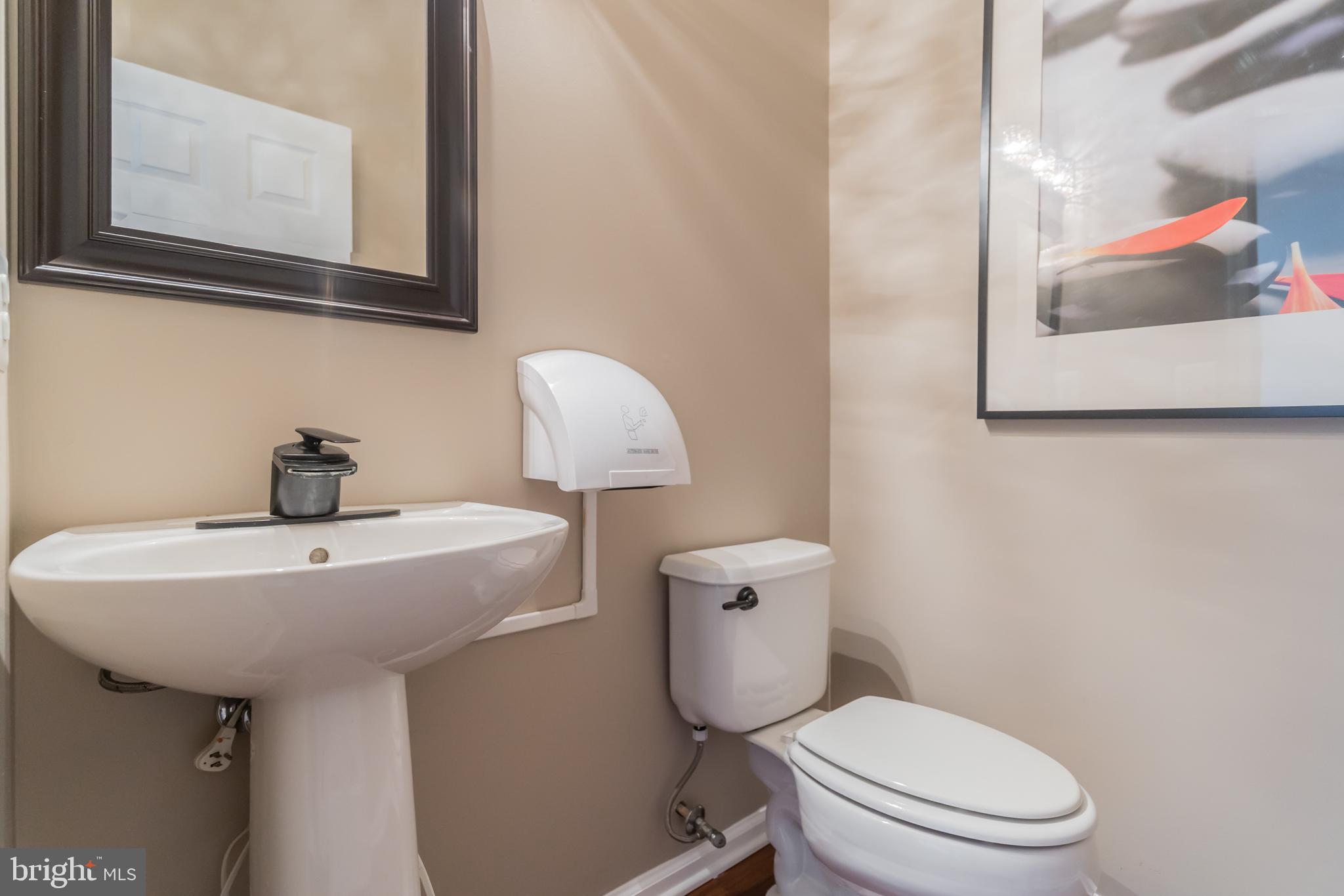 TOWNES AT MANCHESTER PARK - Residential