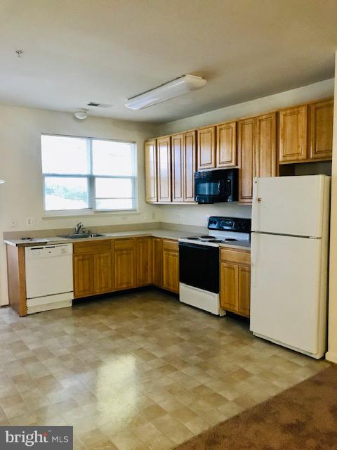 FALLS CHAPEL APARTMENTS - Residential Lease