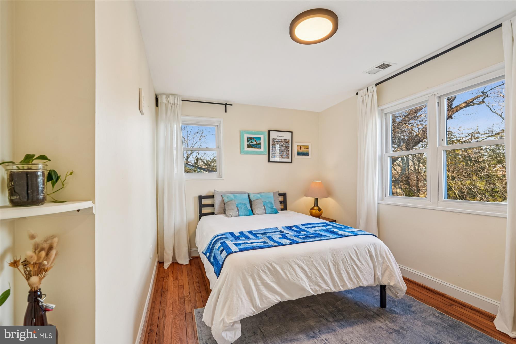 CONNECTICUT GARDENS - Residential