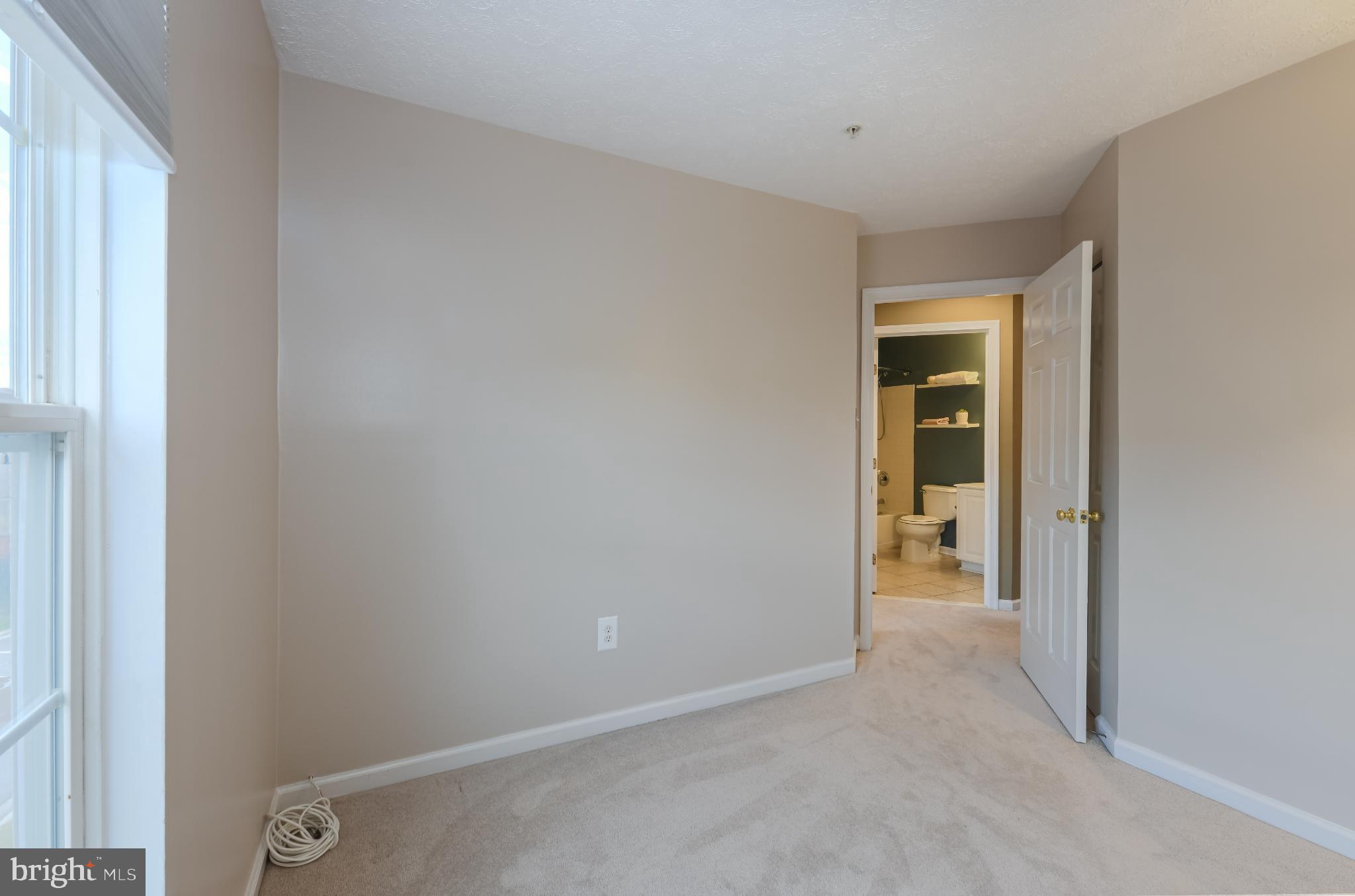 PERRY HALL FARMS - Residential Lease