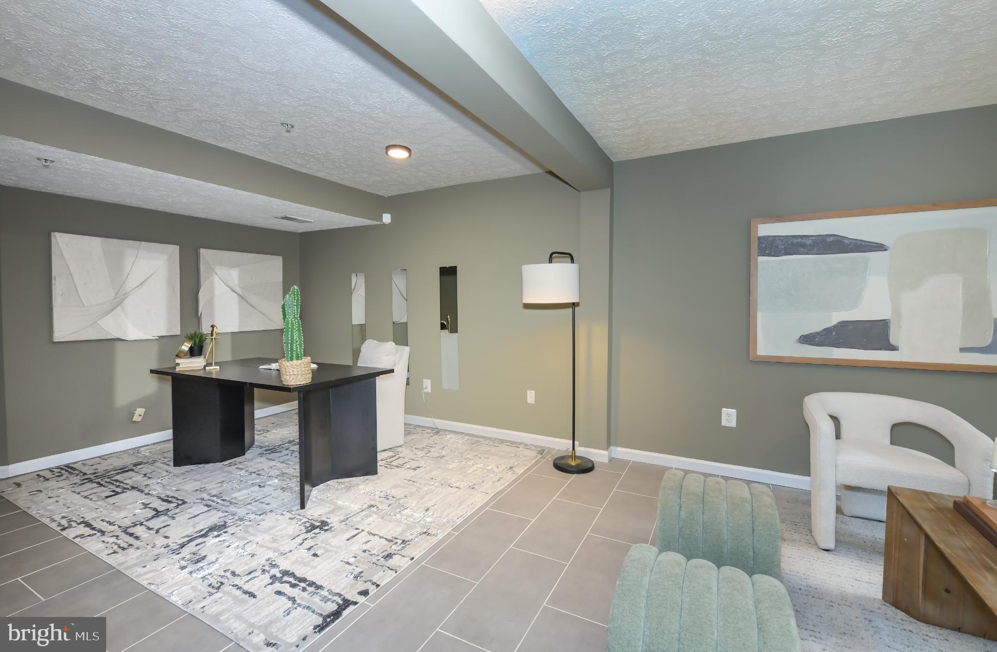 PERRY HALL FARMS - Residential Lease