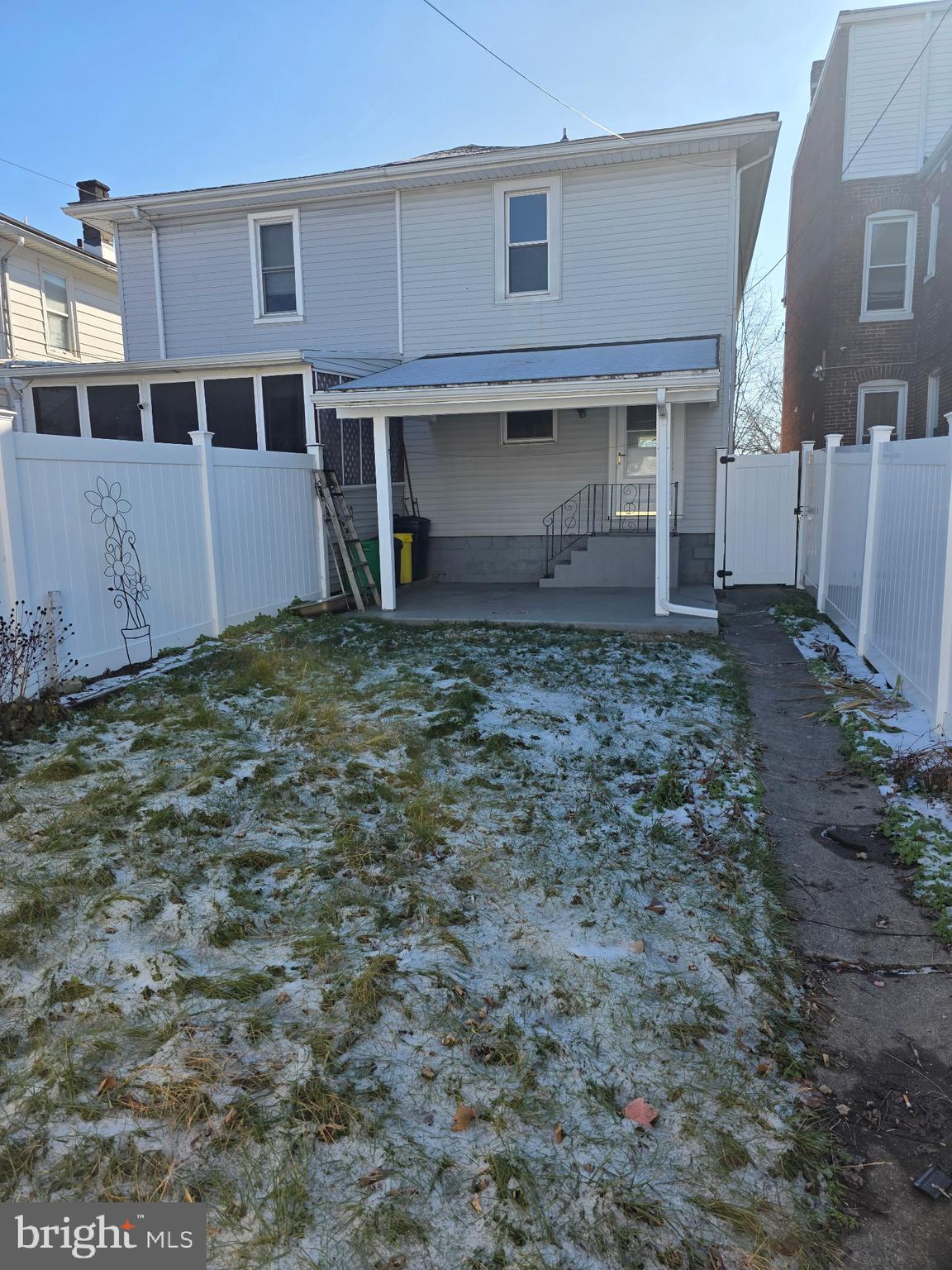 EAST YORK - Residential Lease