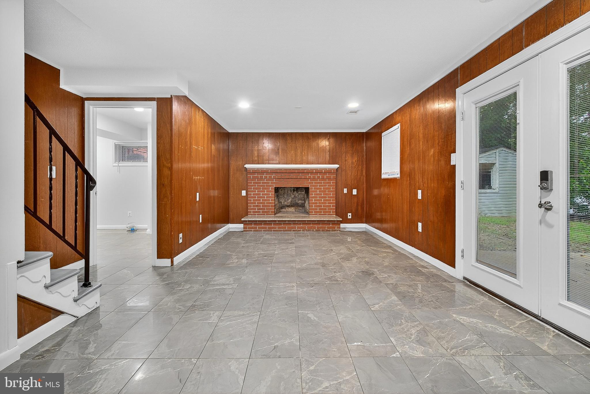 RITCHIE HEIGHTS - Residential