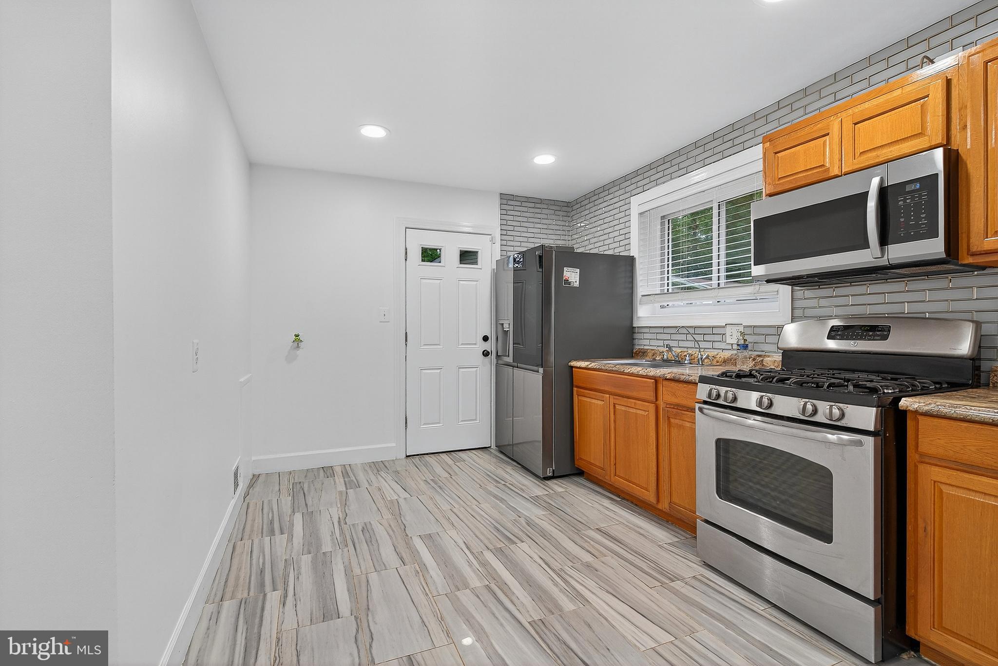 RITCHIE HEIGHTS - Residential