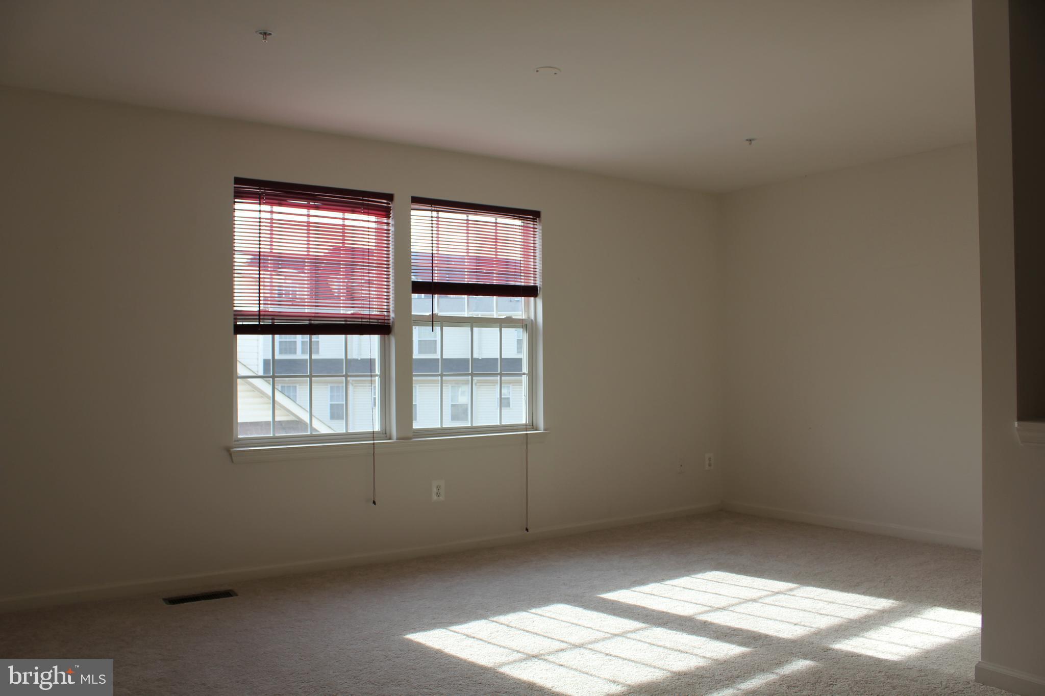 METRO PLACE AT DUNN LORING - Residential Lease