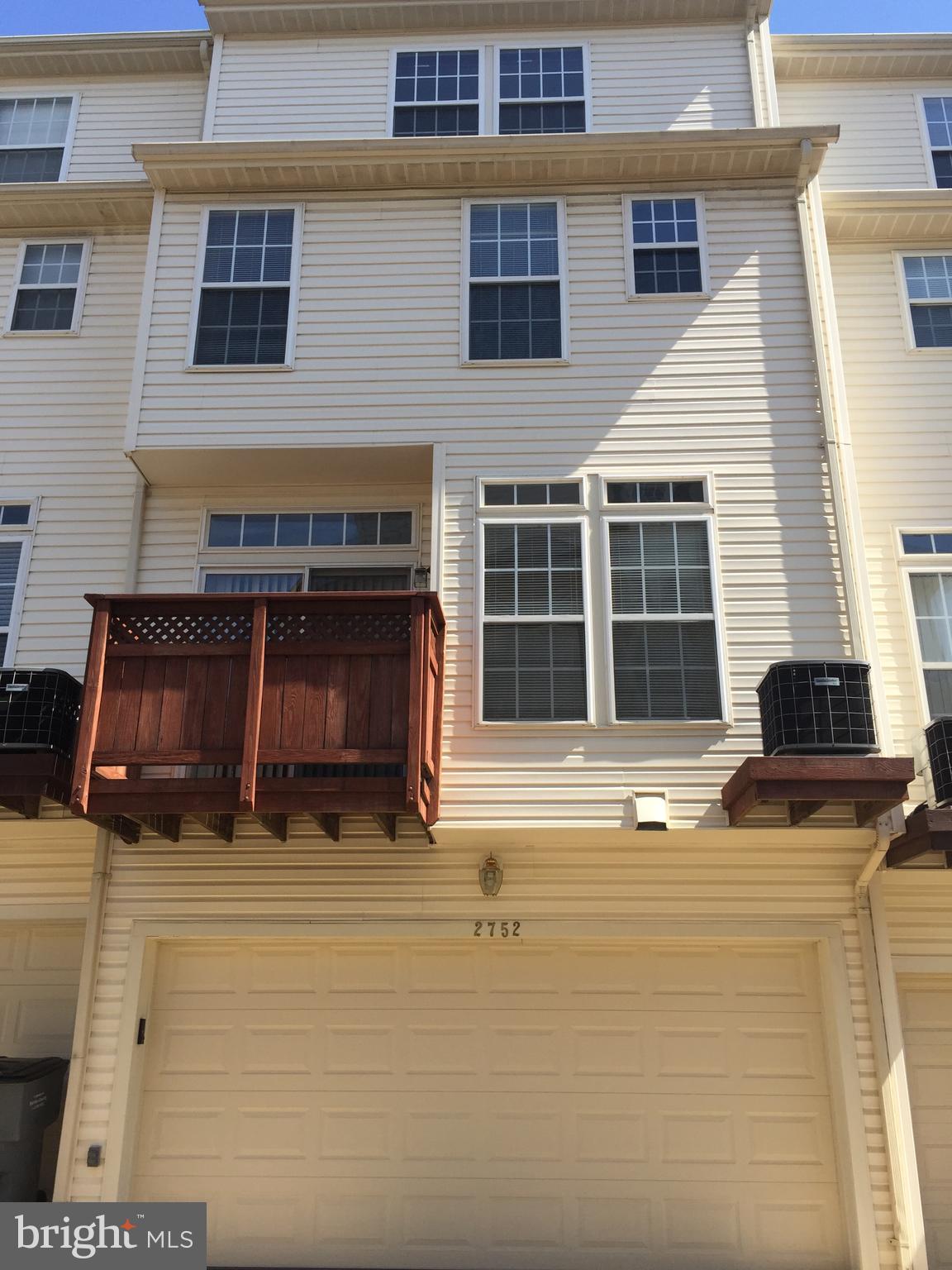 METRO PLACE AT DUNN LORING - Residential Lease