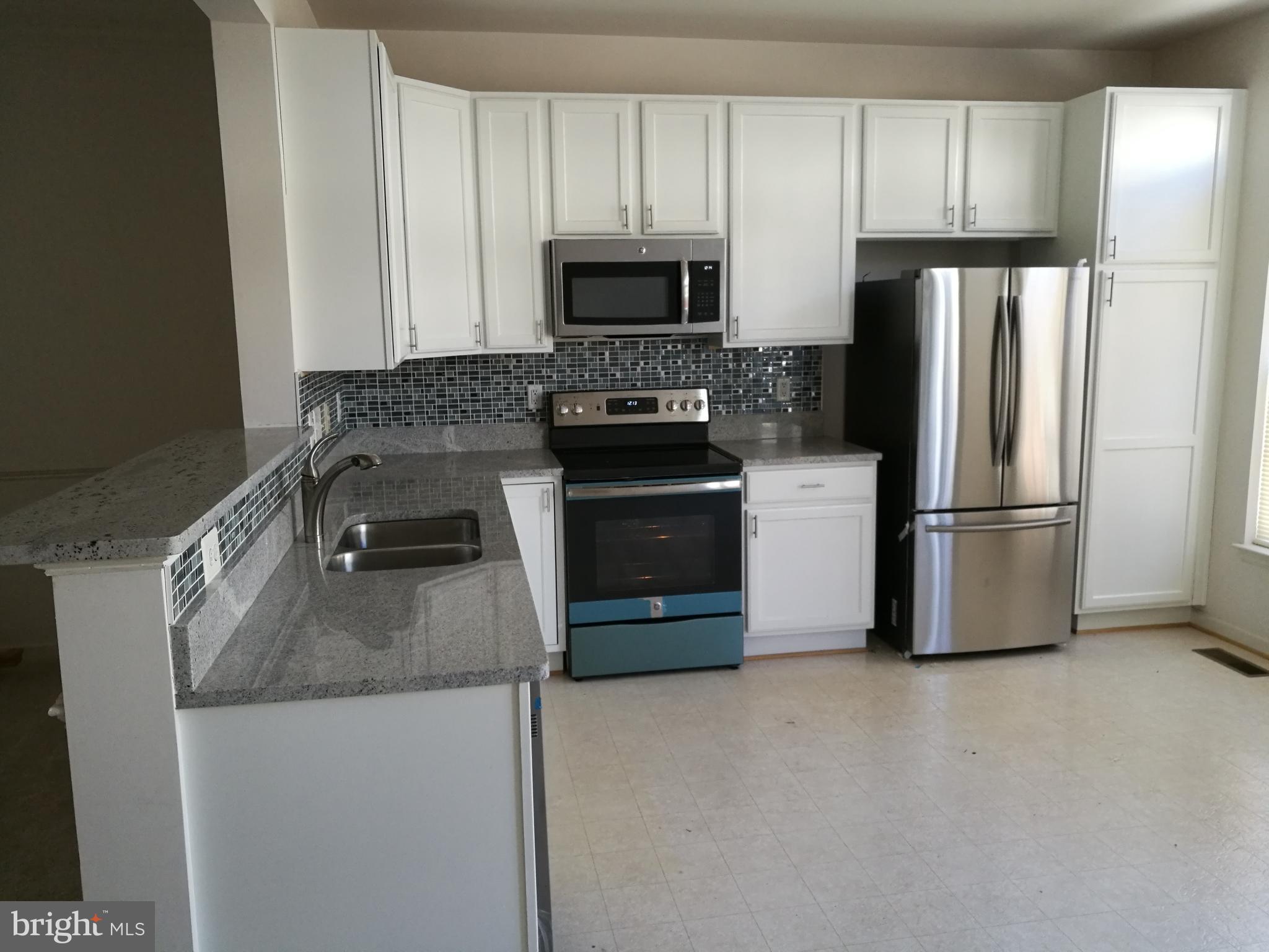 METRO PLACE AT DUNN LORING - Residential Lease