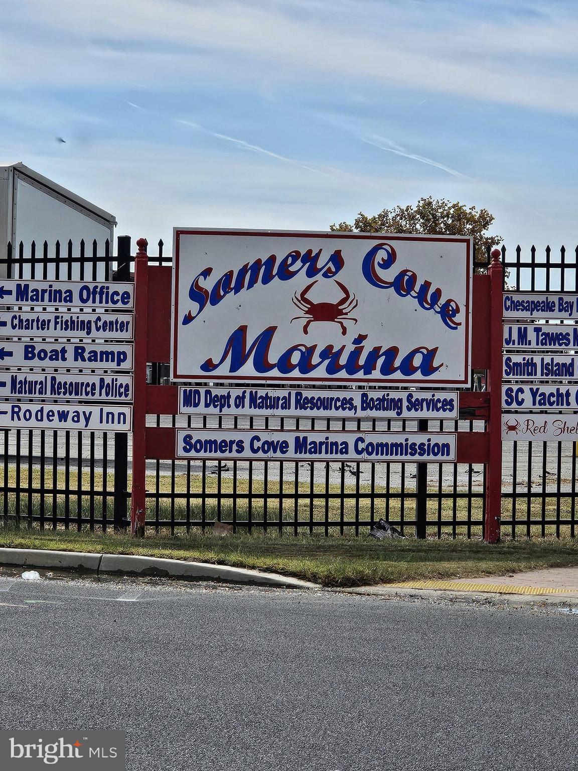 HARBOUR LIGHT CONDOS - Residential