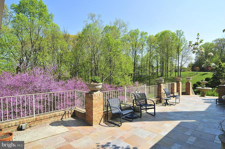 BEALLMOUNT GROVE - Residential