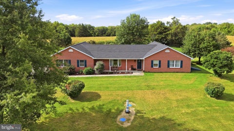 Homes For Sale - 17217 Lappans Road<br/> HAGERSTOWN, MD 21740