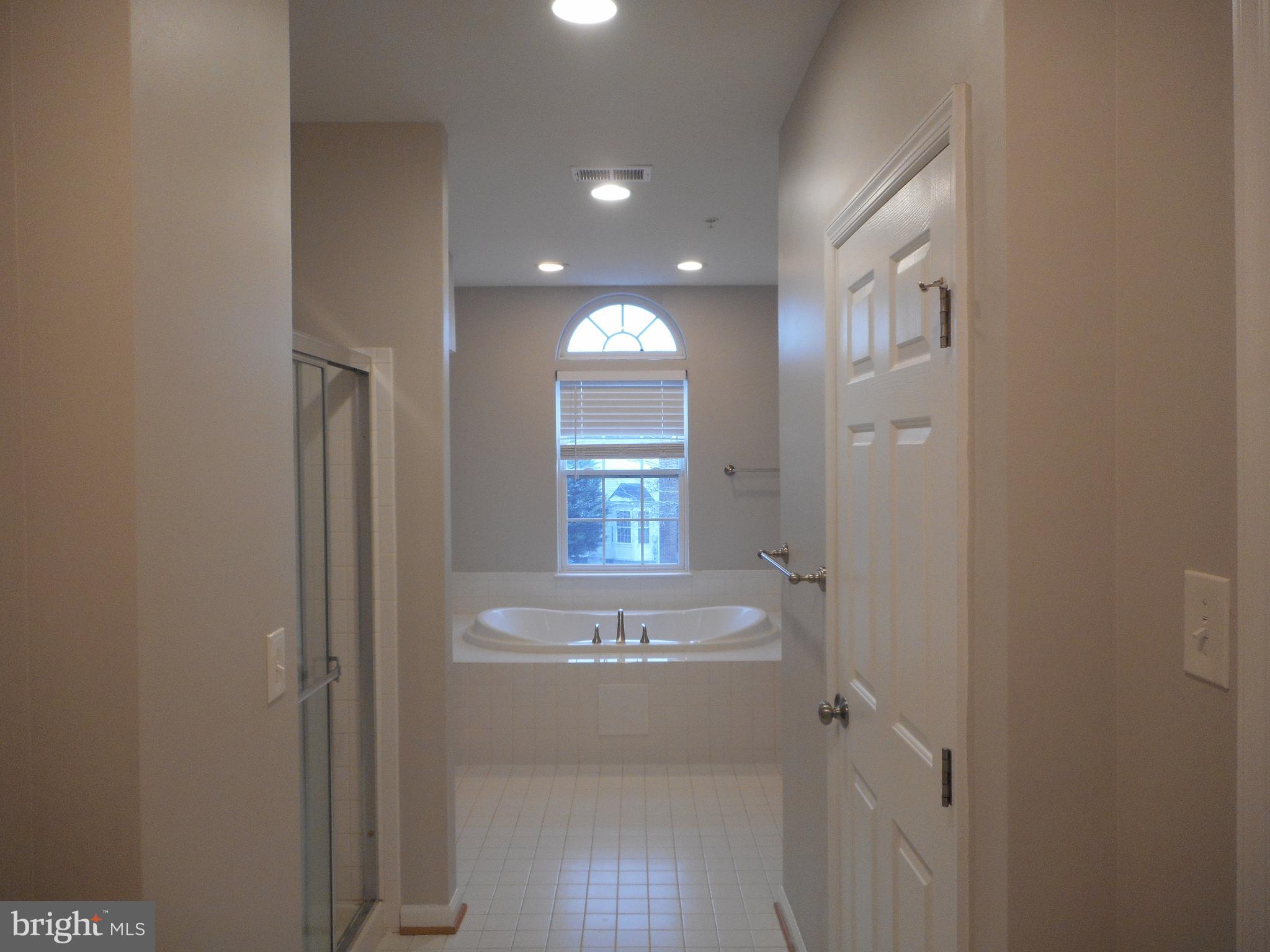 HAMPTON SUB-PLAT 1> - Residential