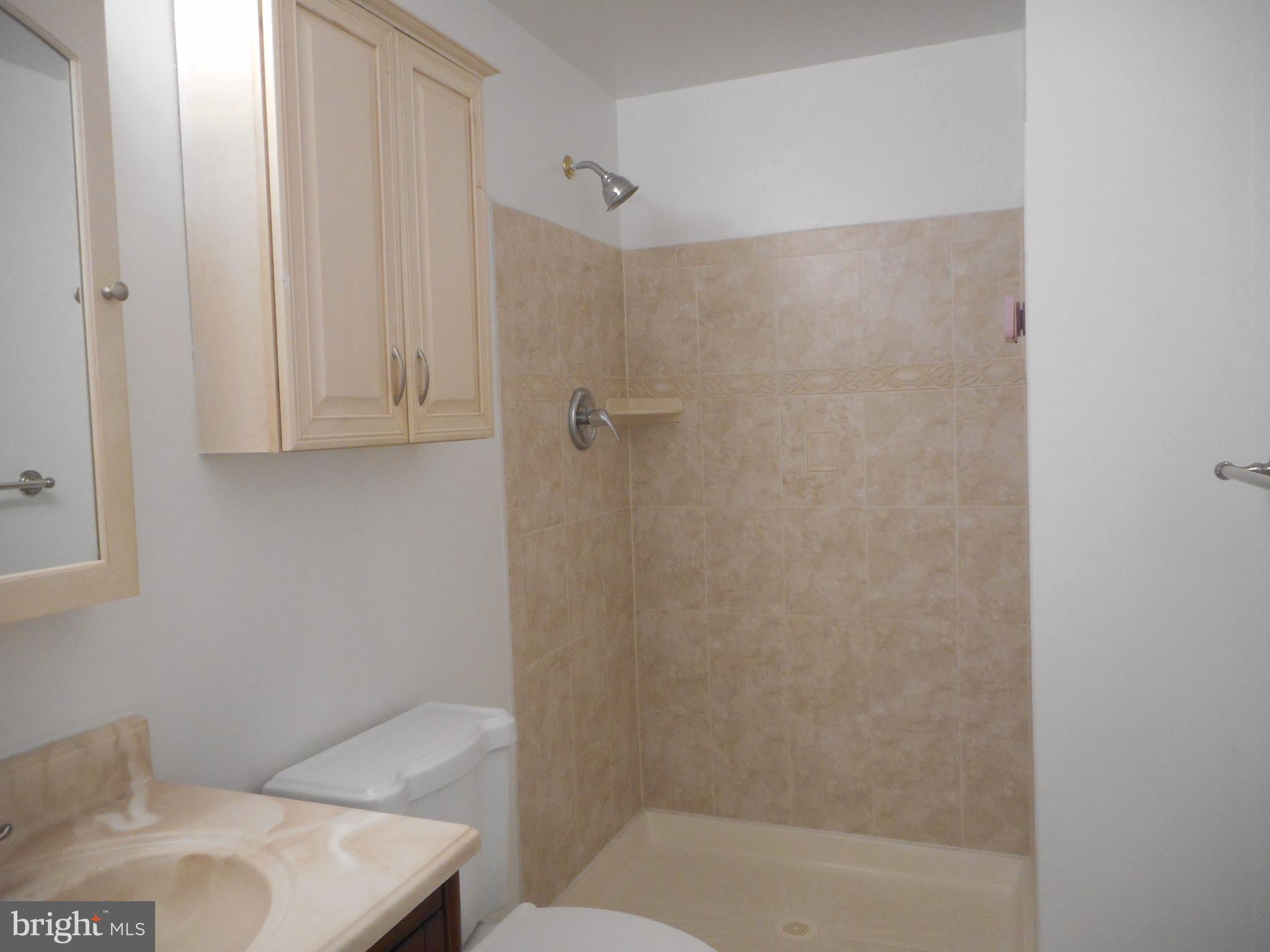 HAMPTON SUB-PLAT 1> - Residential