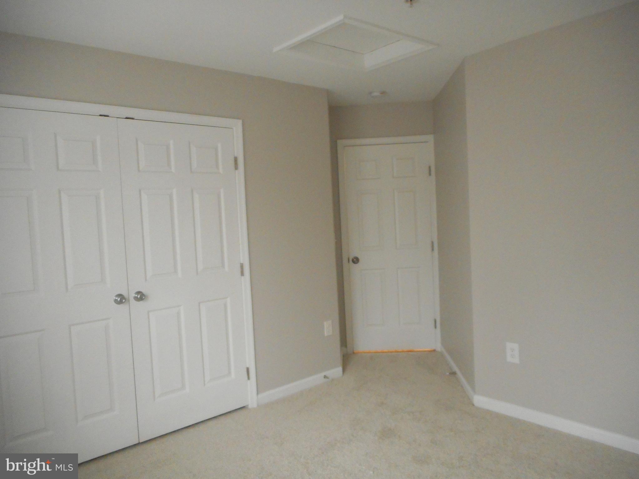 HAMPTON SUB-PLAT 1> - Residential