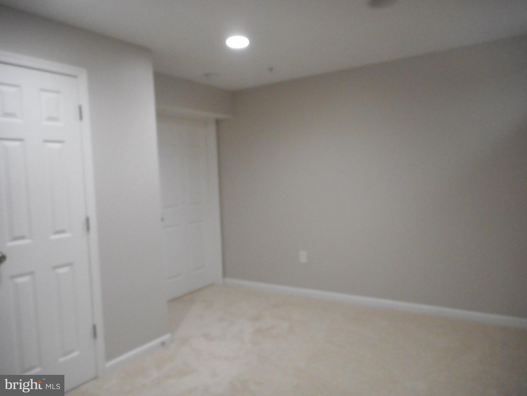 HAMPTON SUB-PLAT 1> - Residential