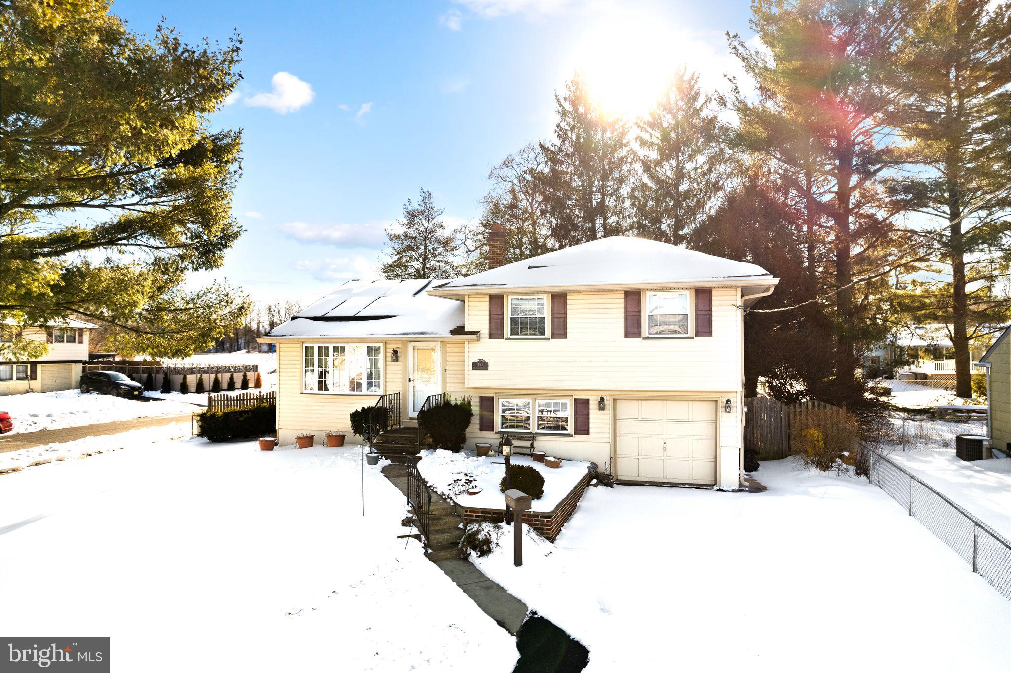 342 DEARBORNE AVENUE