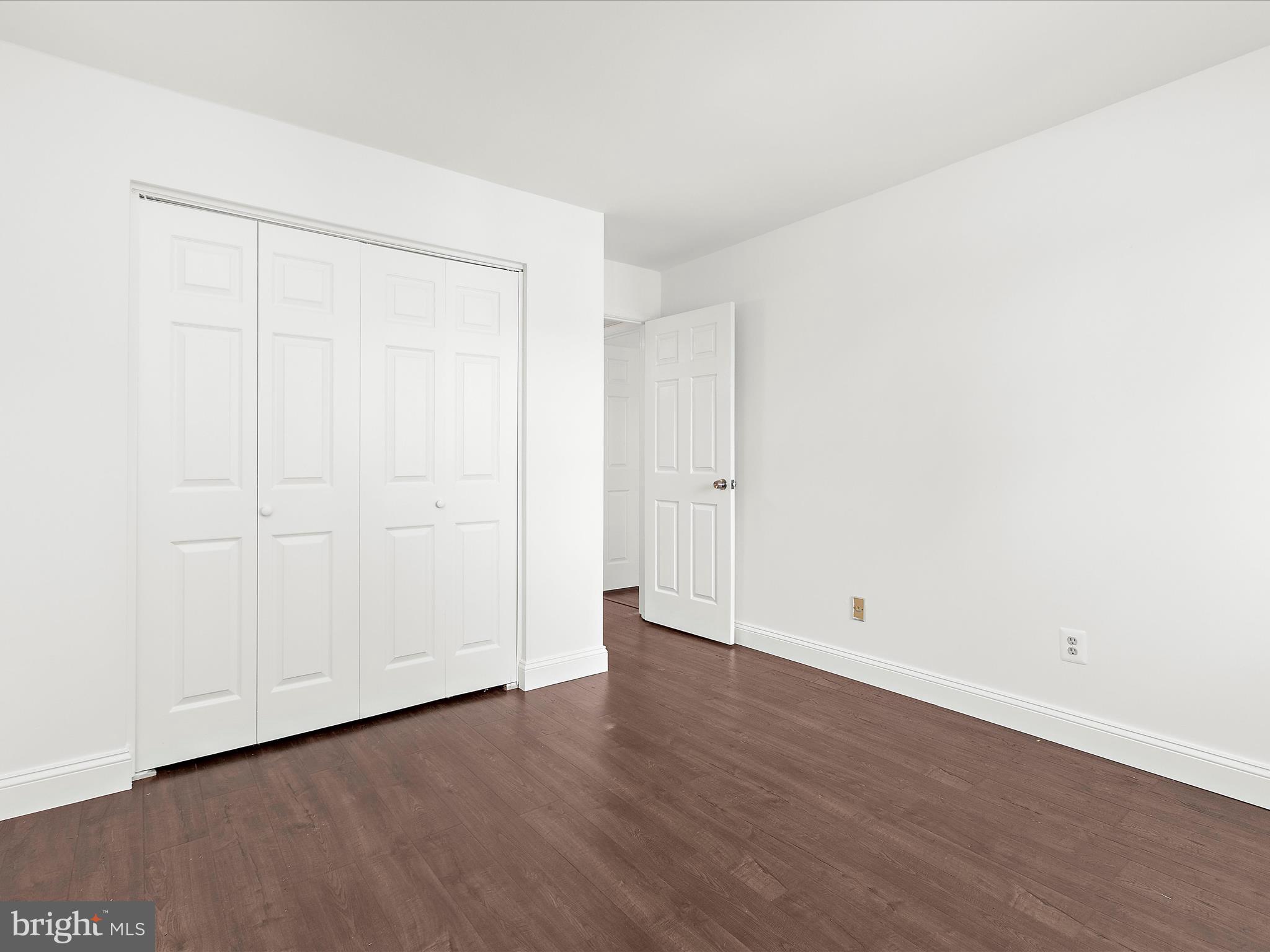 VILLAGE OF LONG REACH - Residential