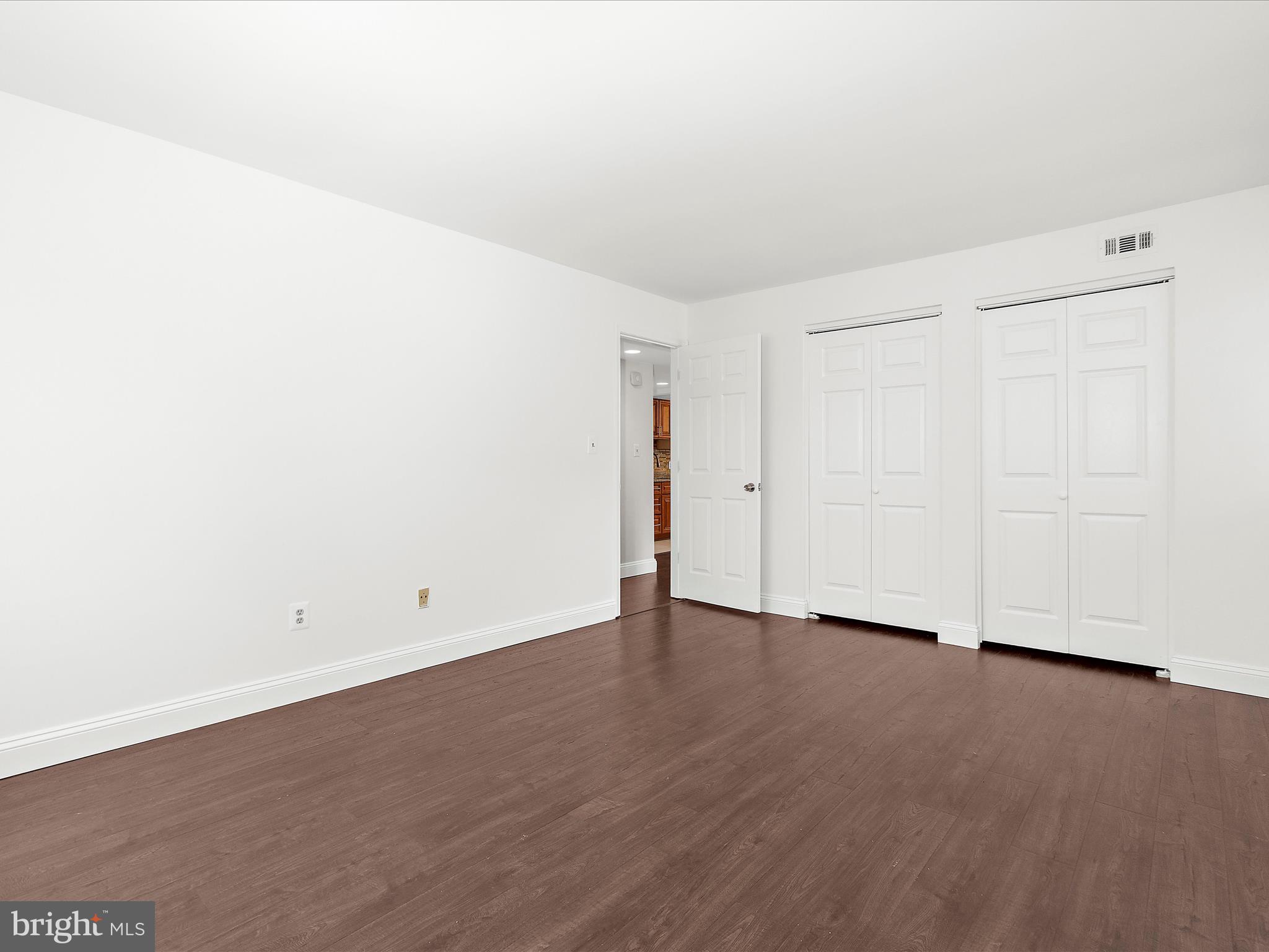 VILLAGE OF LONG REACH - Residential