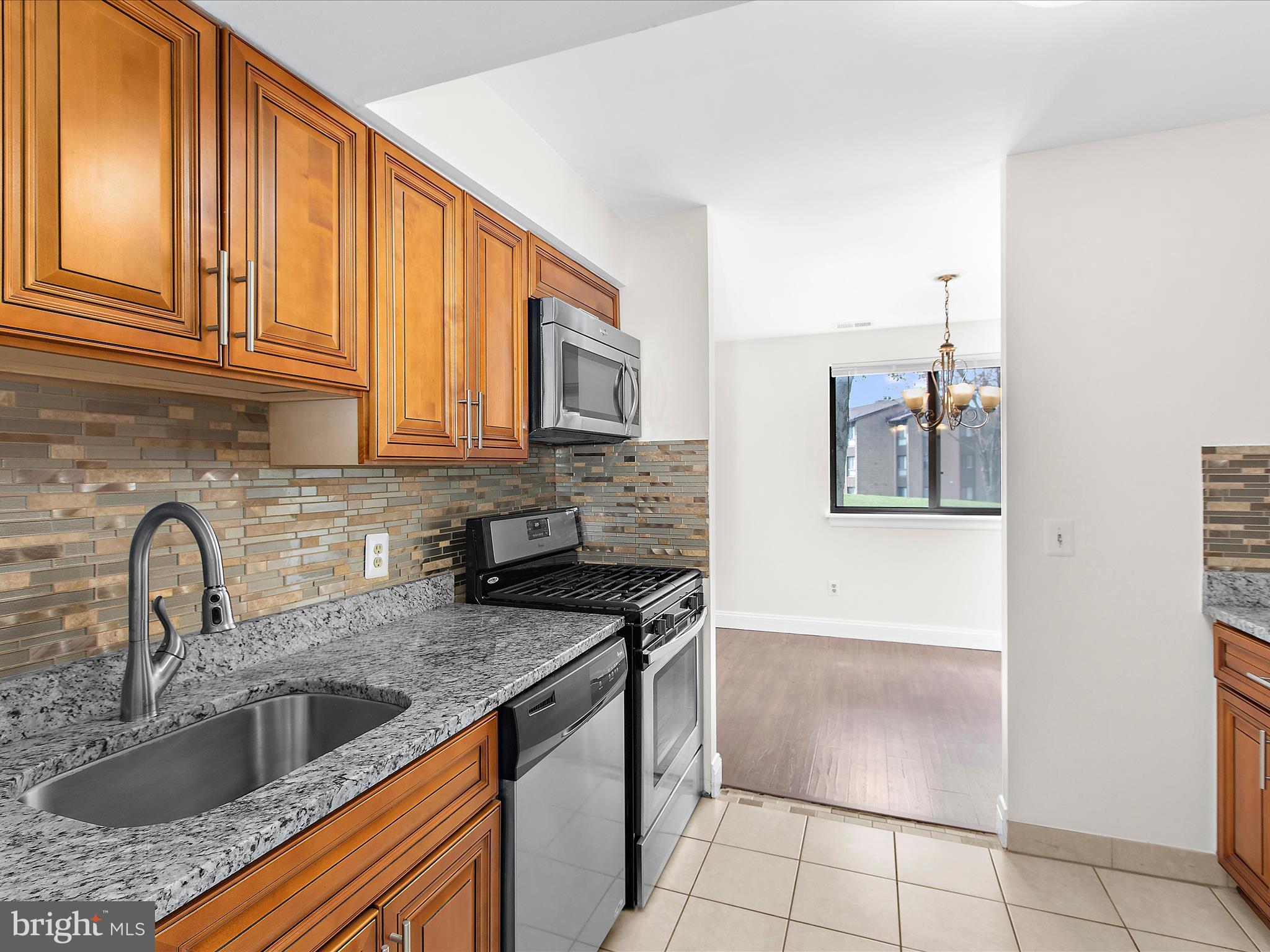 VILLAGE OF LONG REACH - Residential