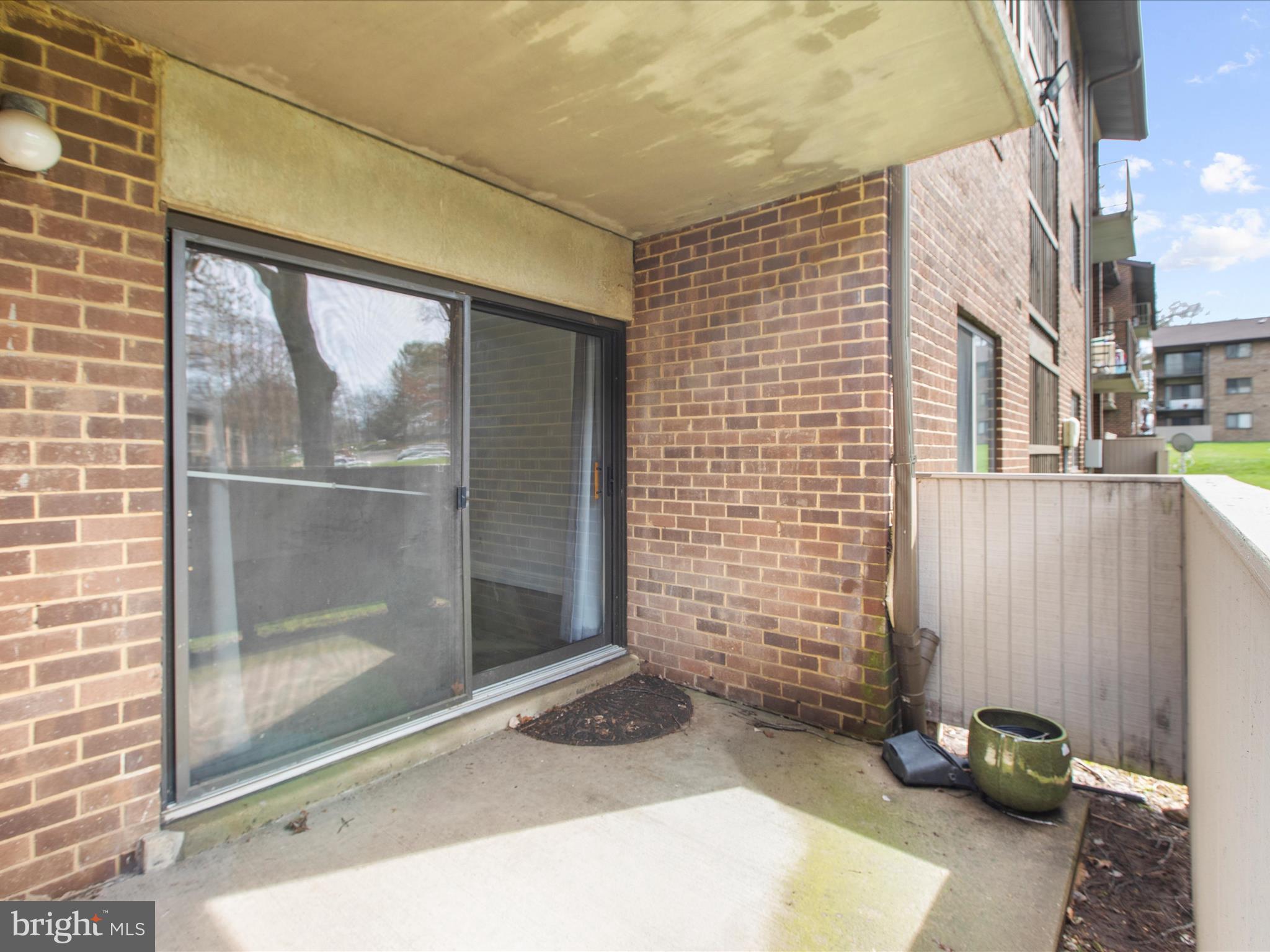 VILLAGE OF LONG REACH - Residential