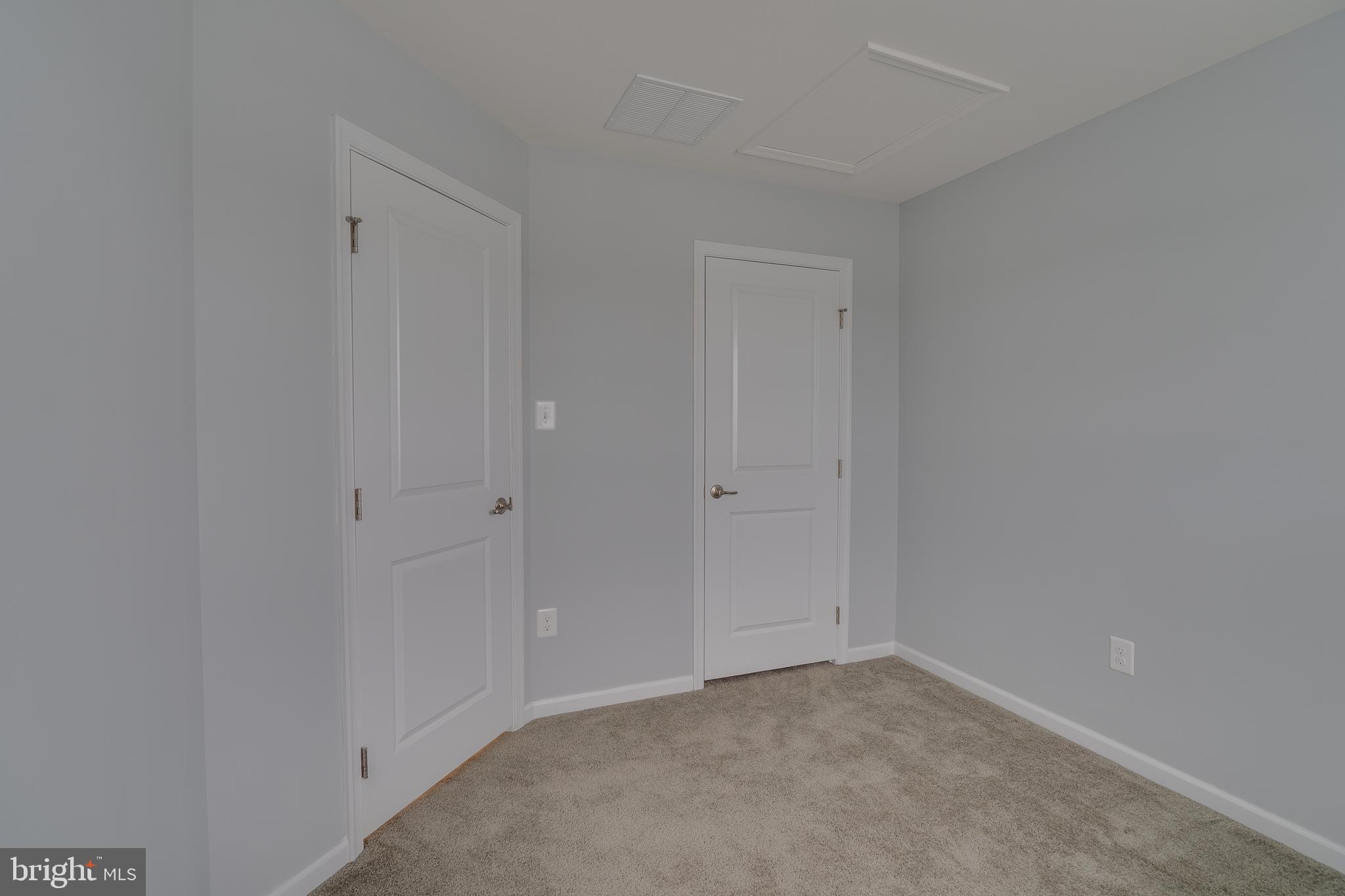 POTOMAC STATION - Residential Lease