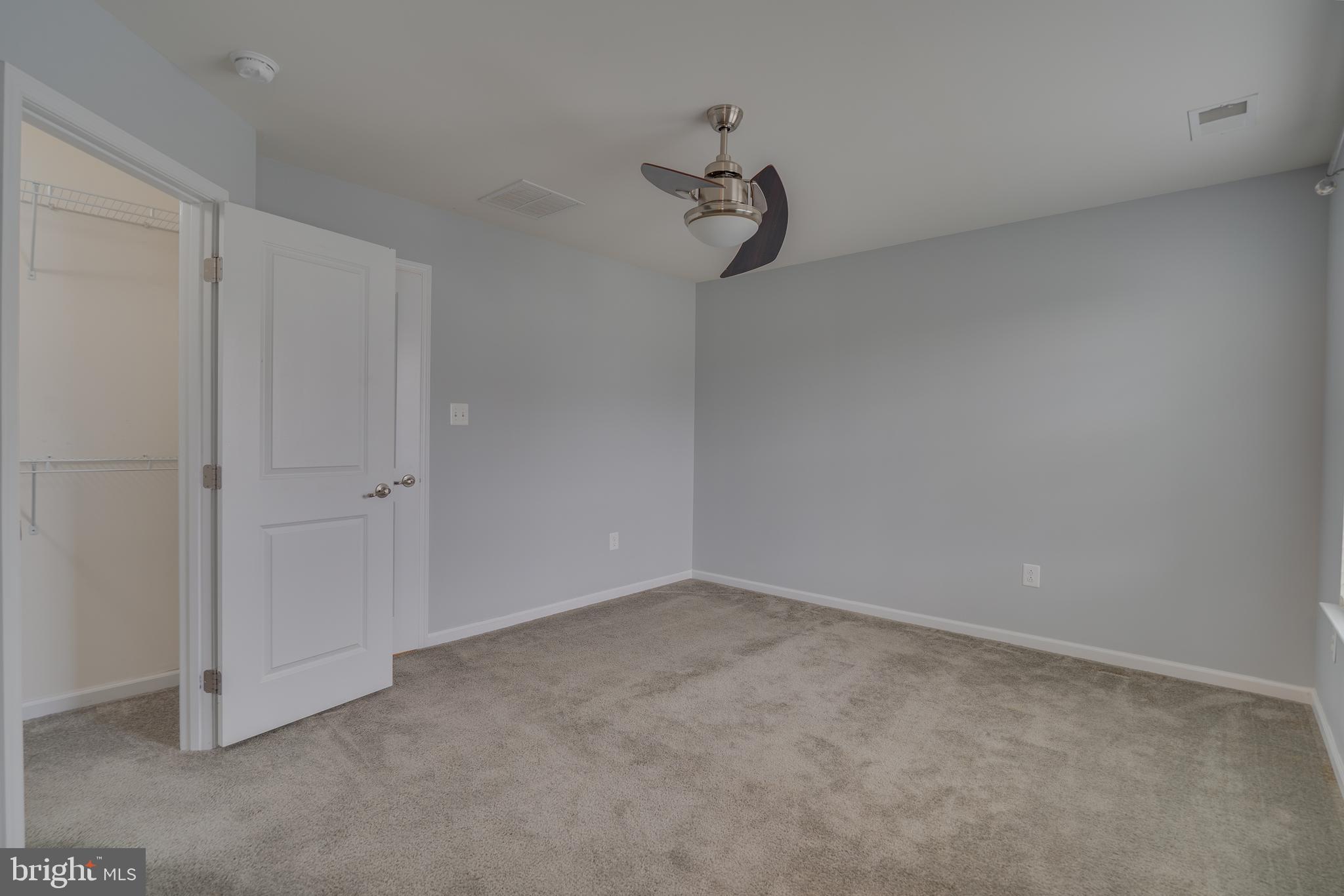 POTOMAC STATION - Residential Lease