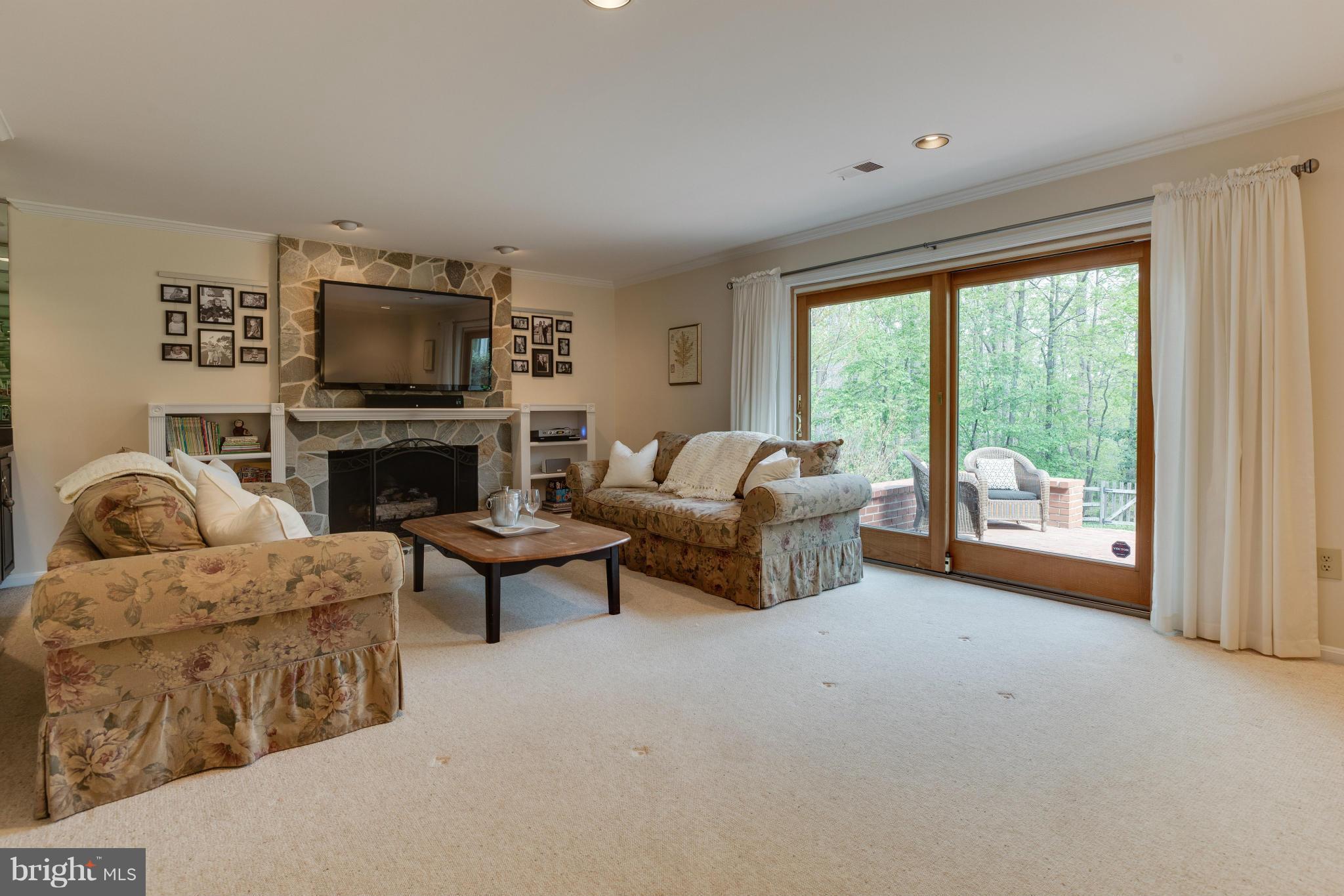 WOLF TRAP WOODS - Residential