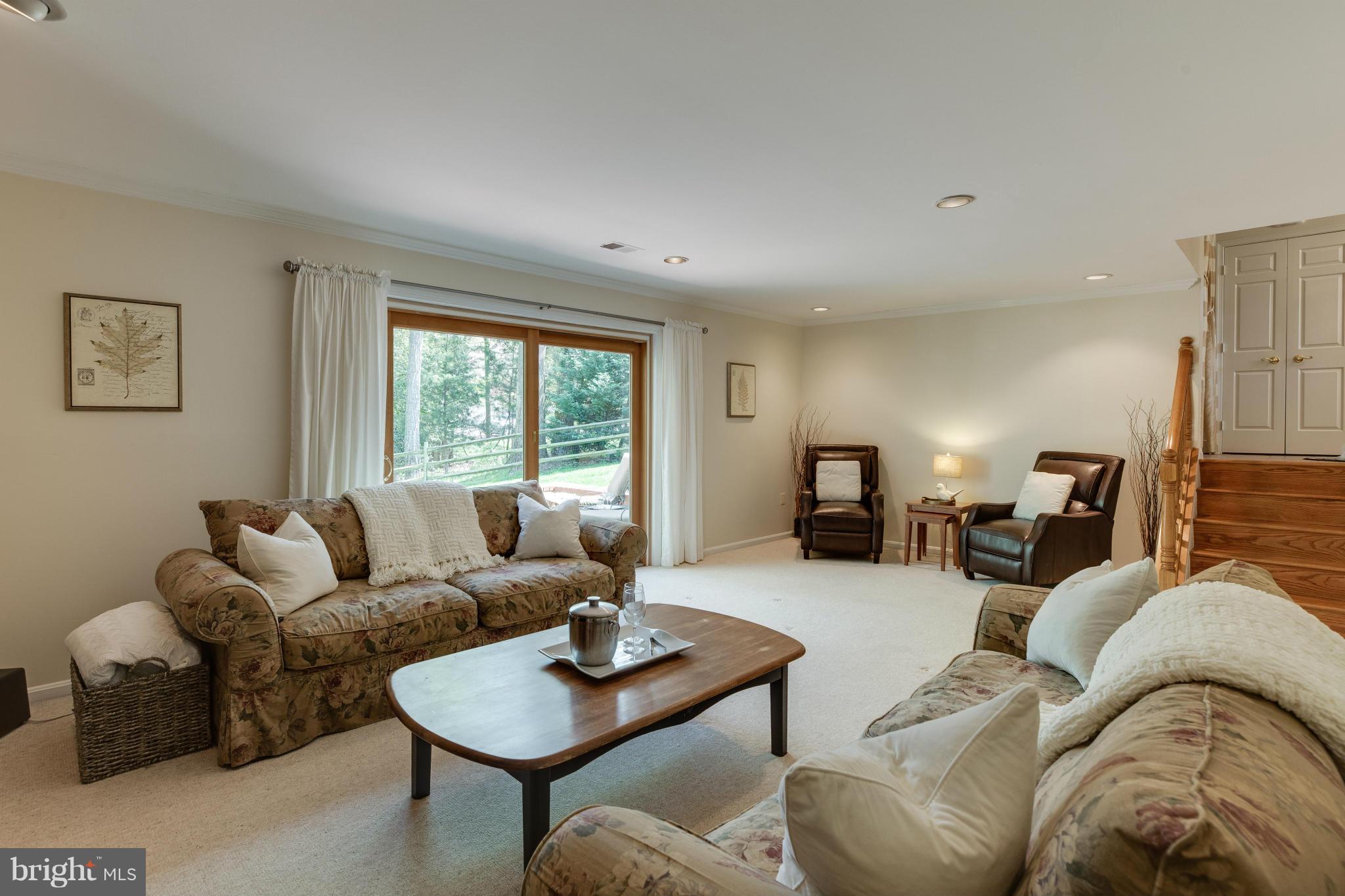 WOLF TRAP WOODS - Residential