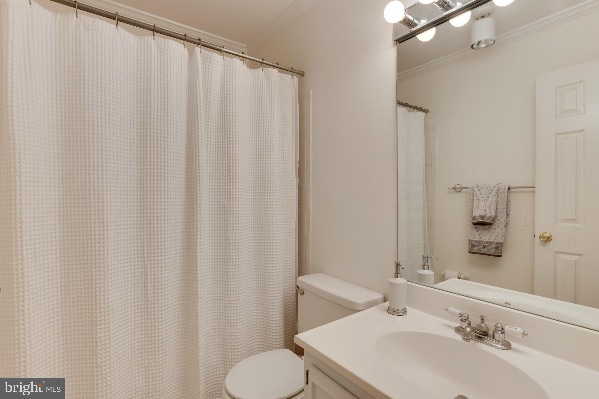 WOLF TRAP WOODS - Residential